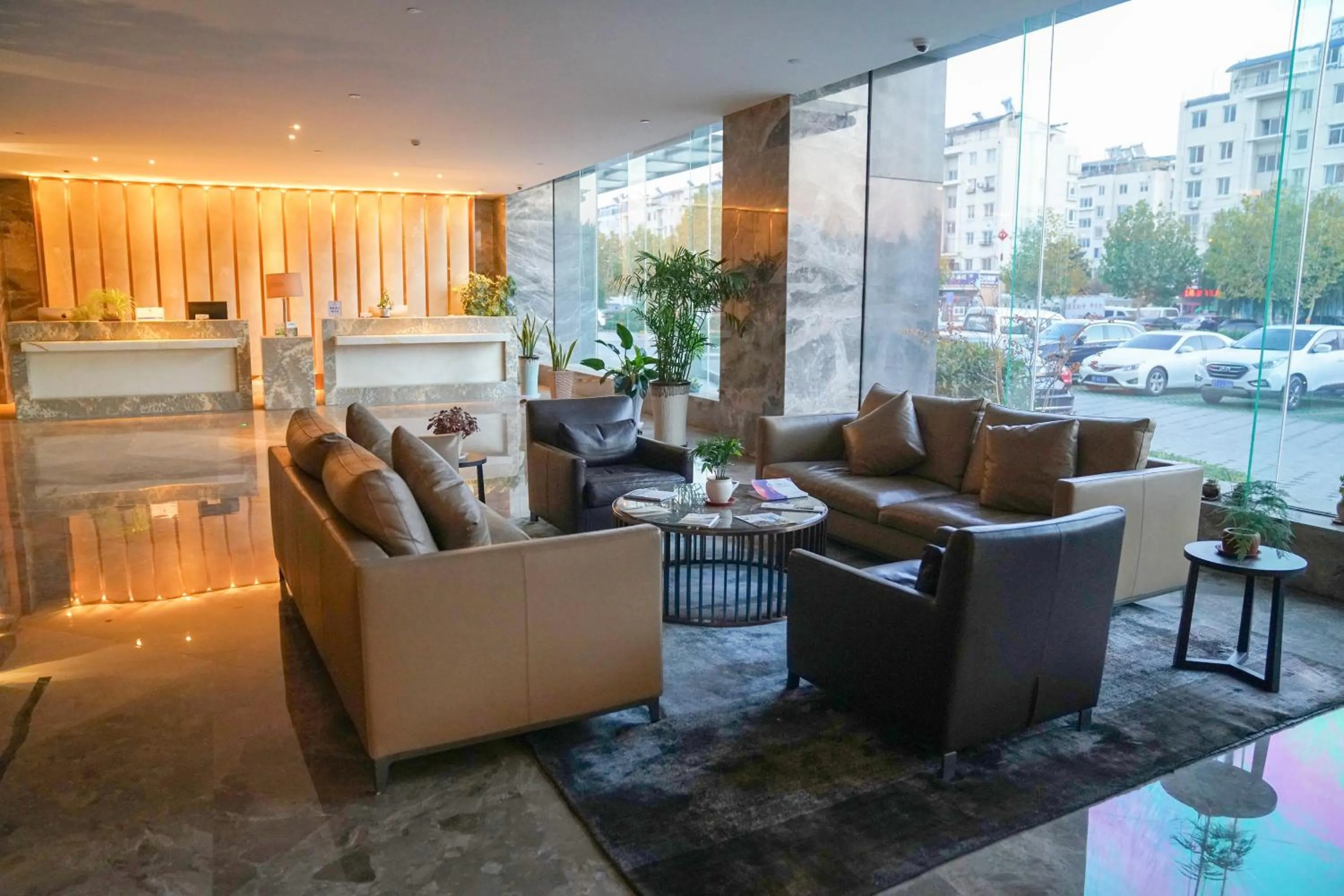 Yantai Meiya International ApartHotel (Previous Ramada Plaza)