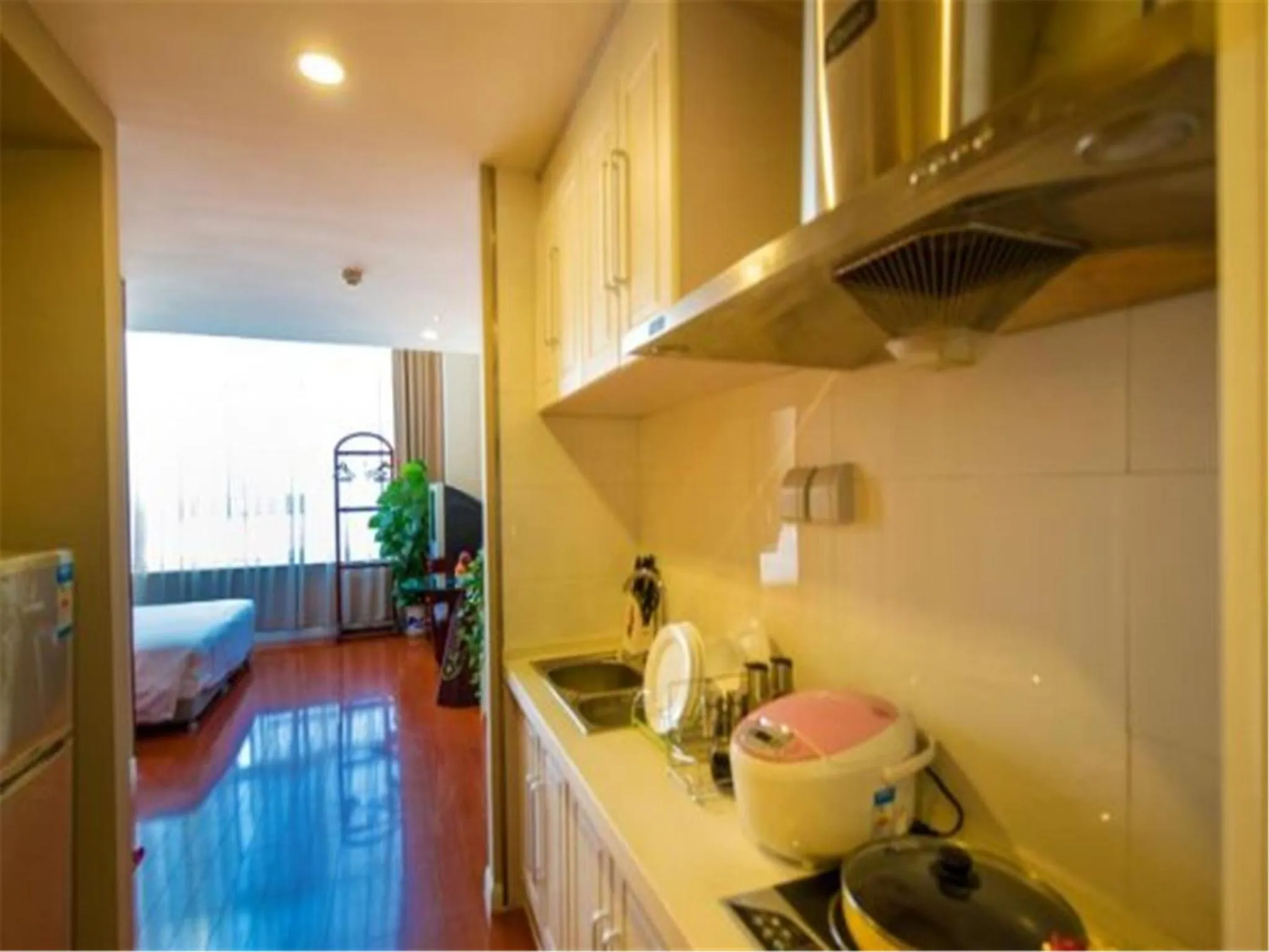 Yantai Meiya International ApartHotel (Previous Ramada Plaza)