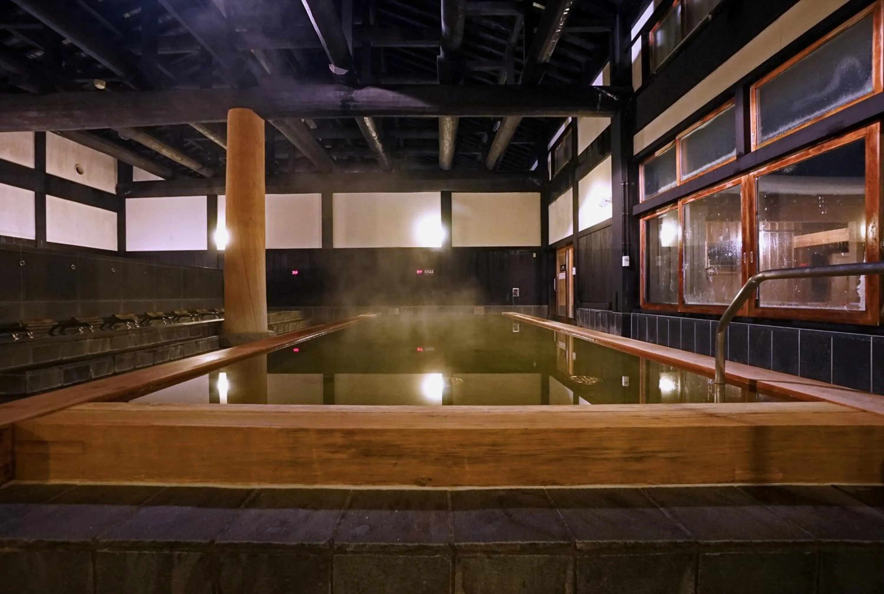 Hot Spring Bath in Mikasa Tennen Onsen Taikonoyu Sparesort Hotel Taiko Bettei Hatago