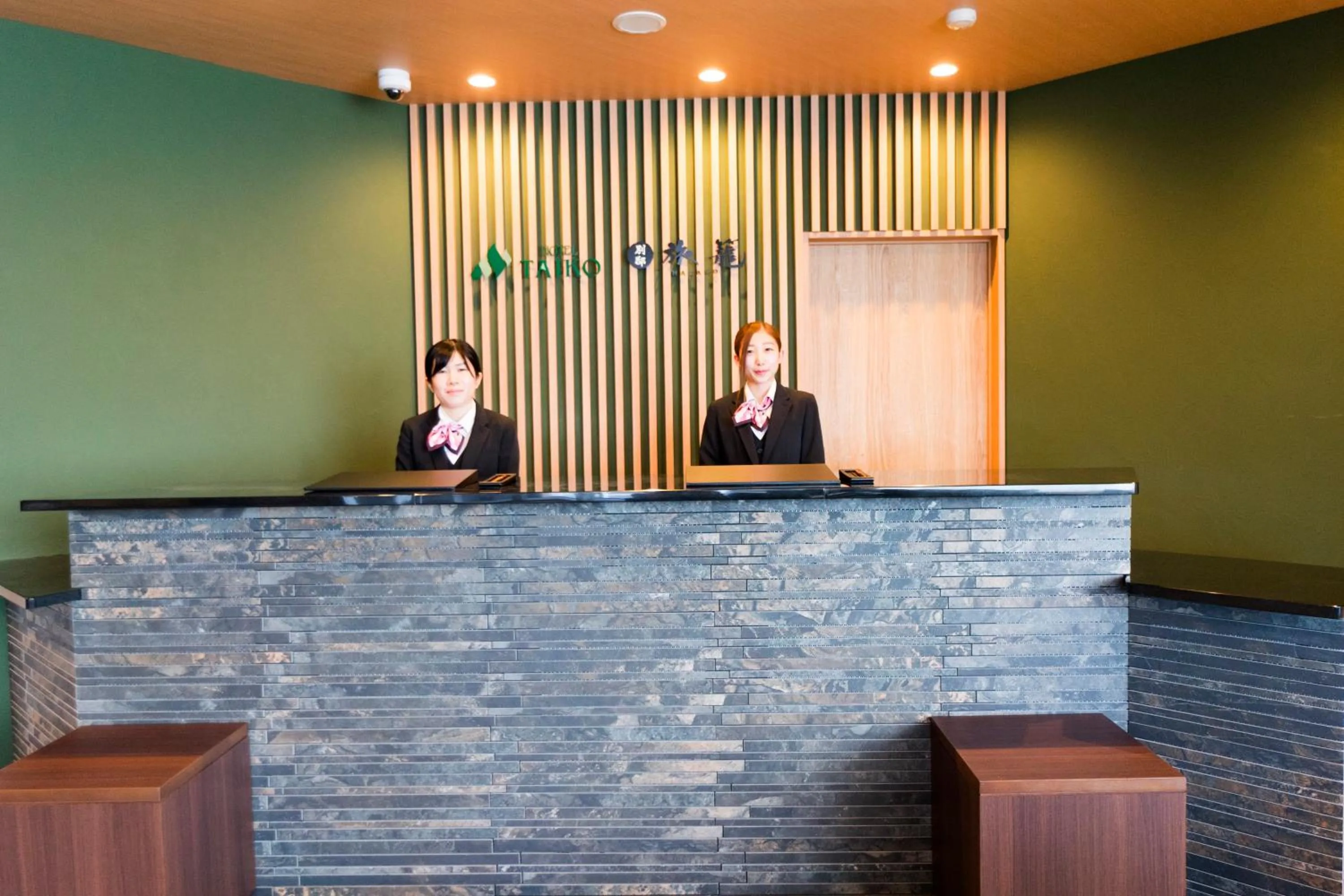 Lobby or reception in Mikasa Tennen Onsen Taikonoyu Sparesort Hotel Taiko Bettei Hatago