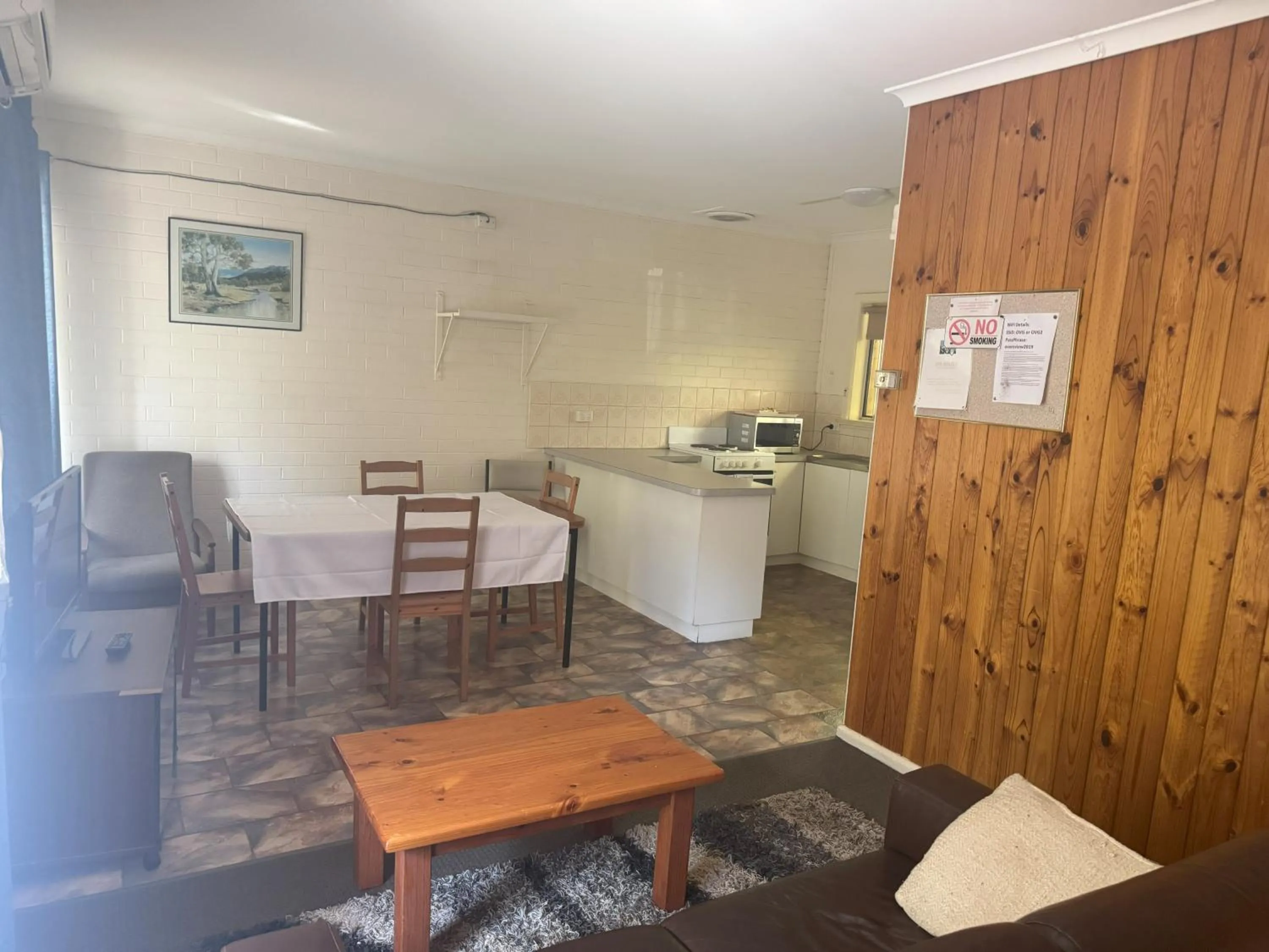 Kitchen or kitchenette in Ovensview On Riverside