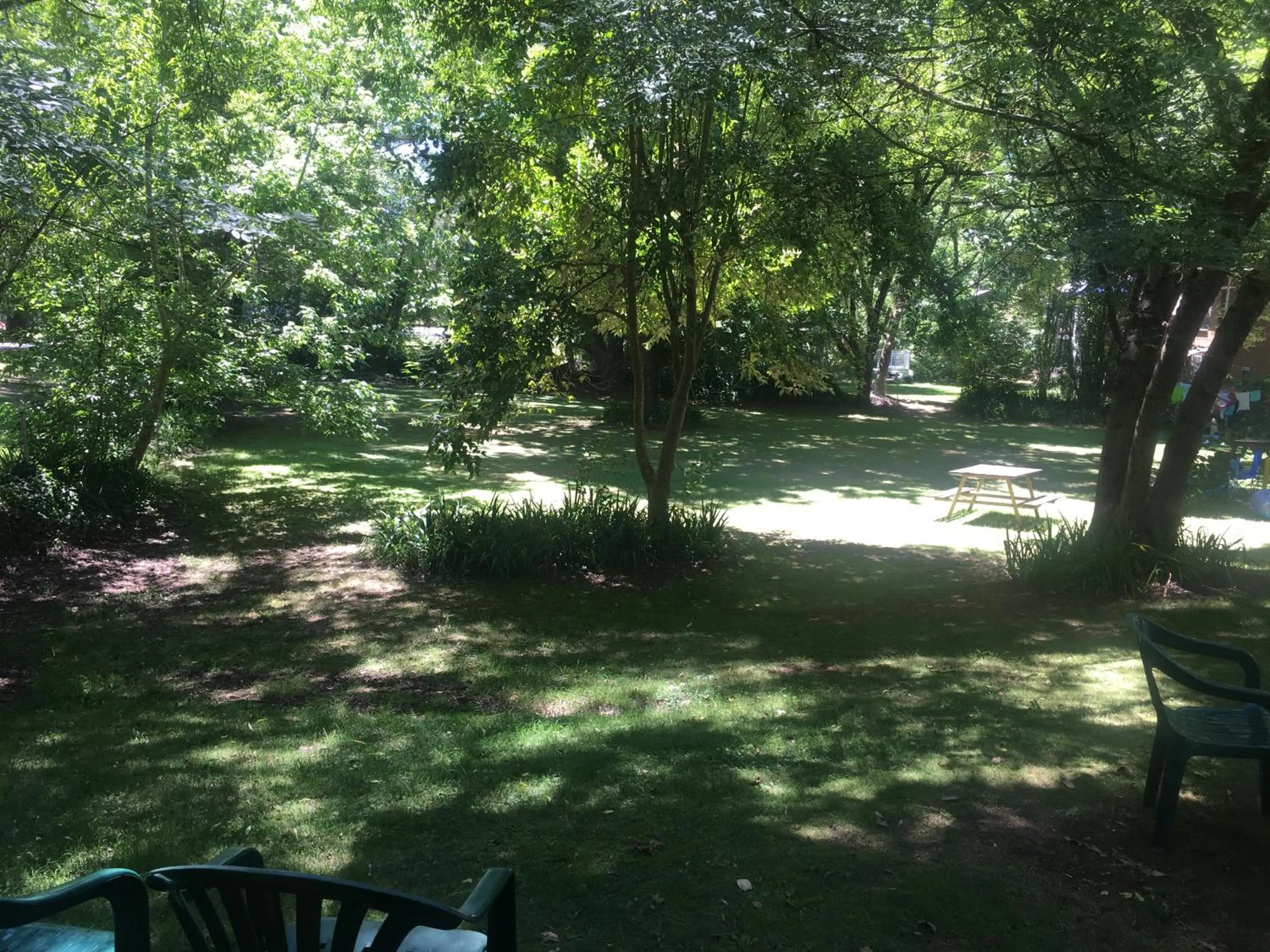 Garden in Ovensview On Riverside