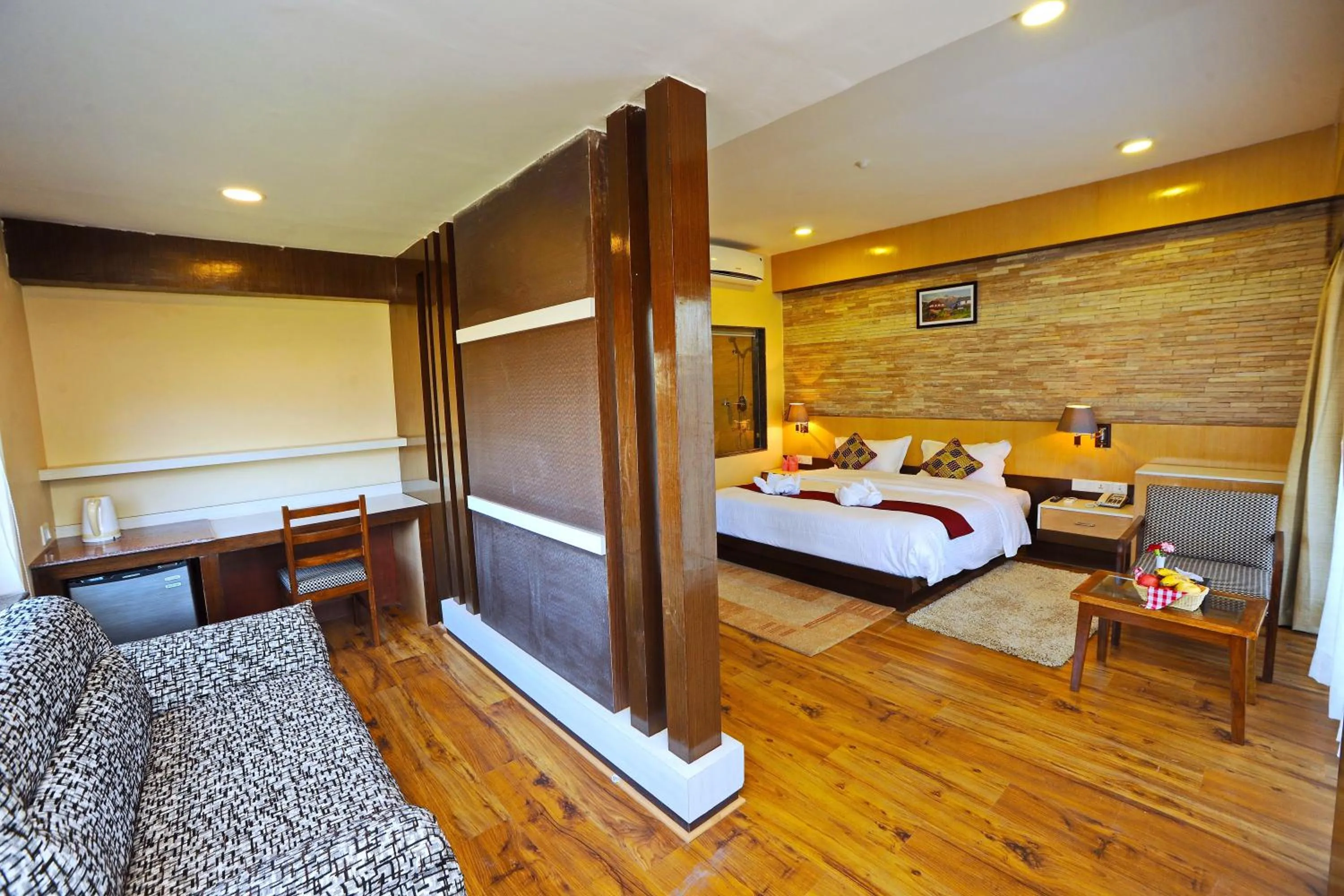 Decorative detail, Bed in Hotel Queens Park