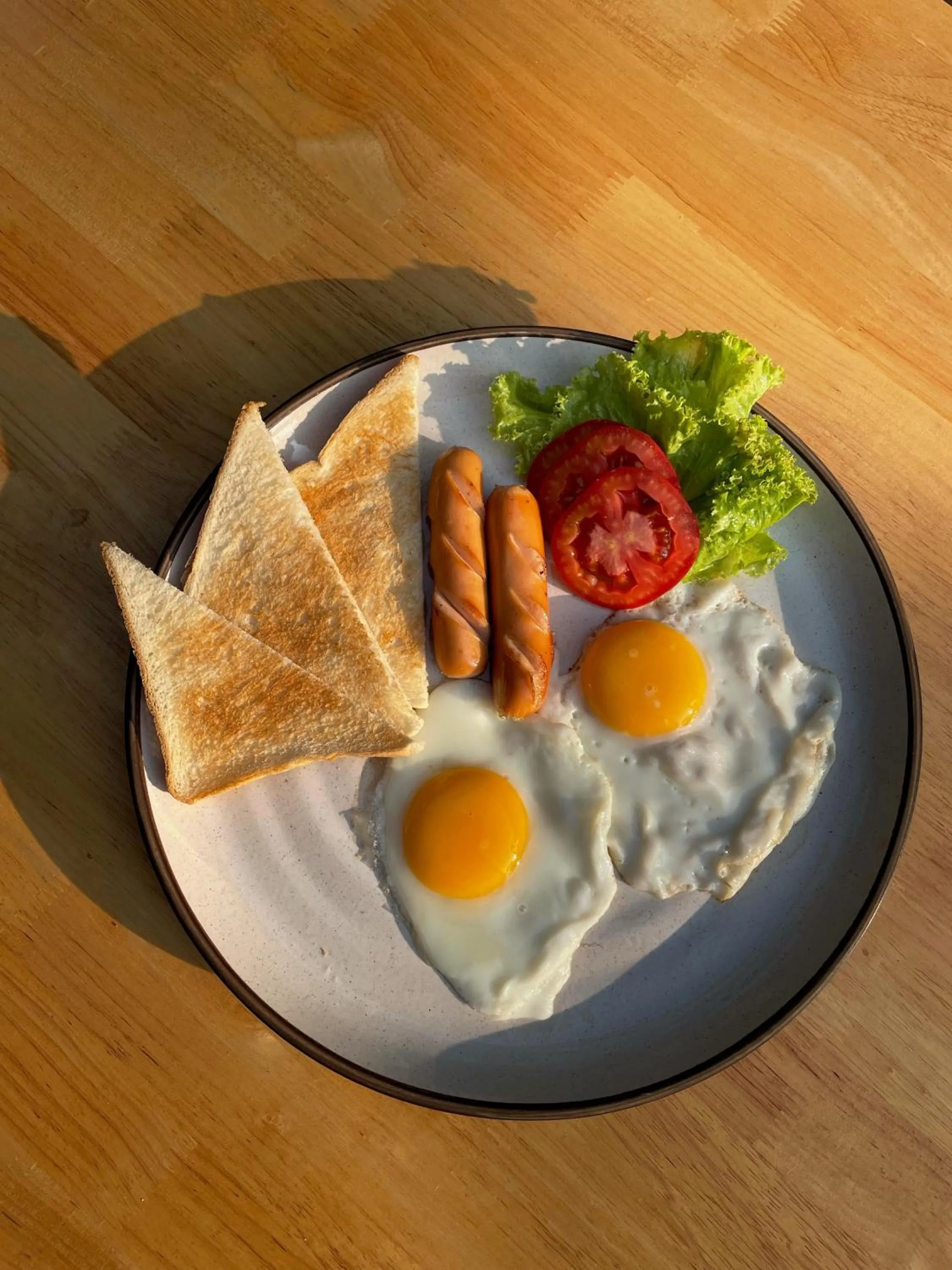 Breakfast in ORA Hostel Bangkok