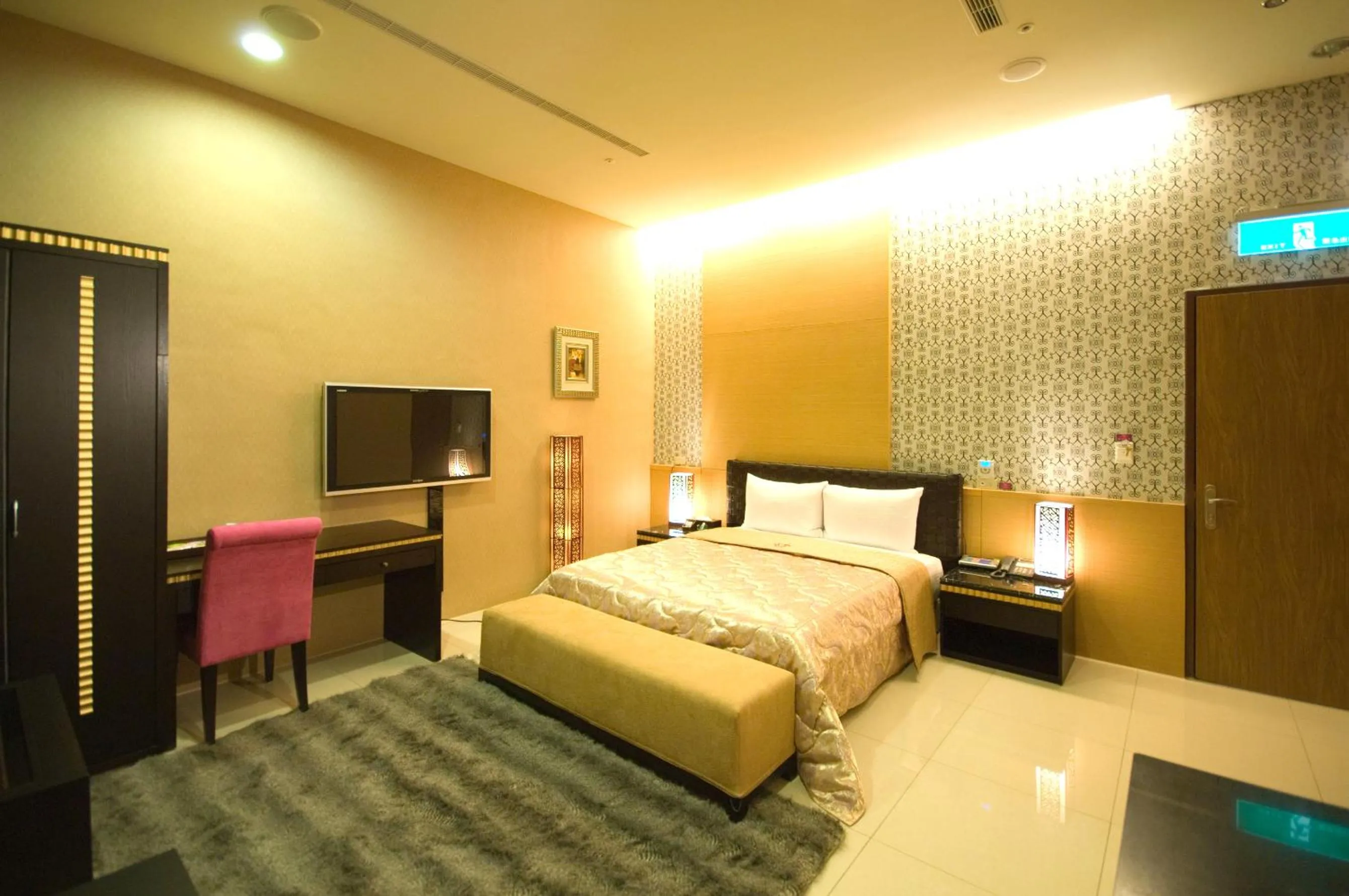 Bed in Fortune Villa Motel