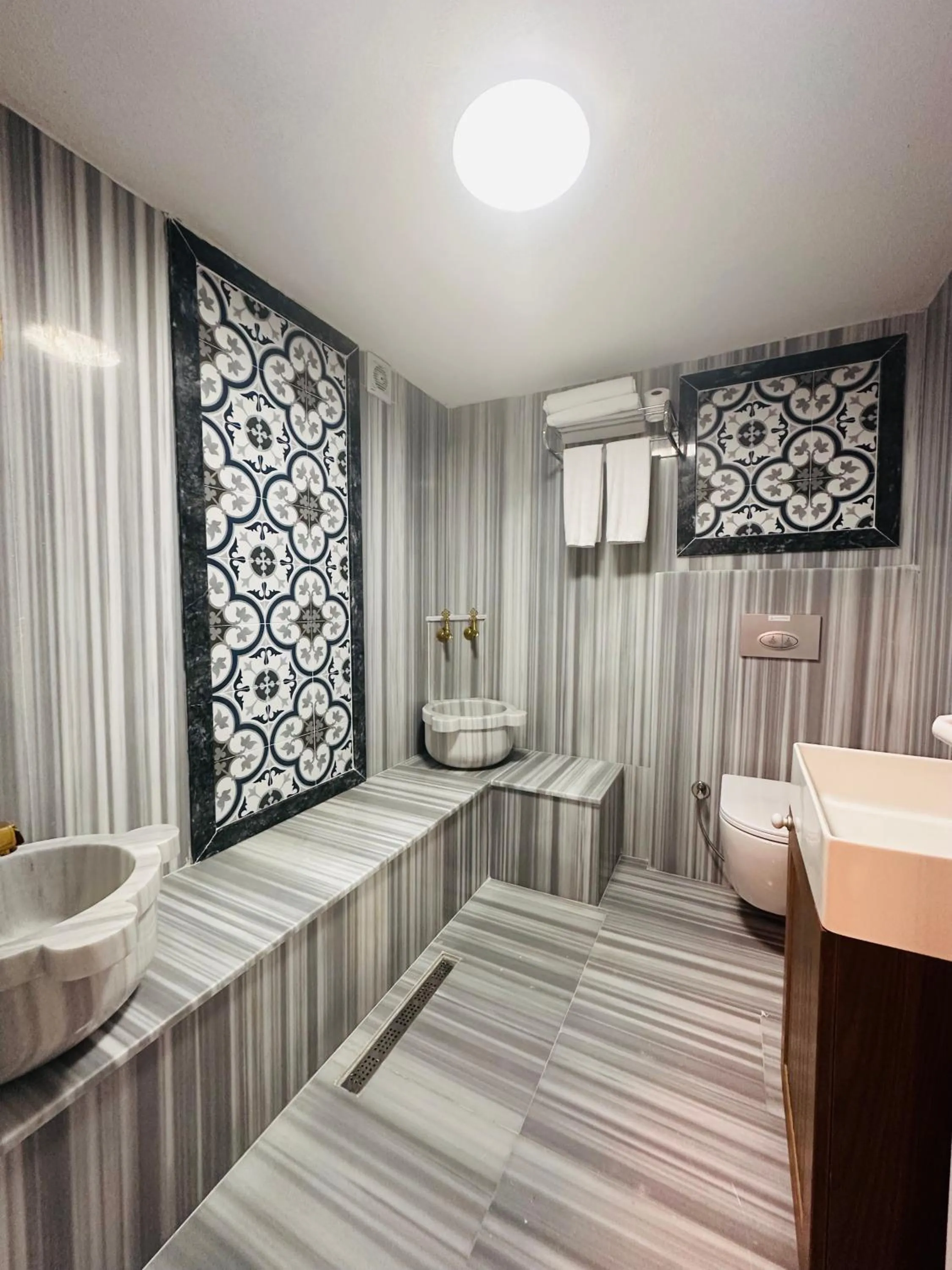 Bathroom in Ferman Hotel Old City -Special Category