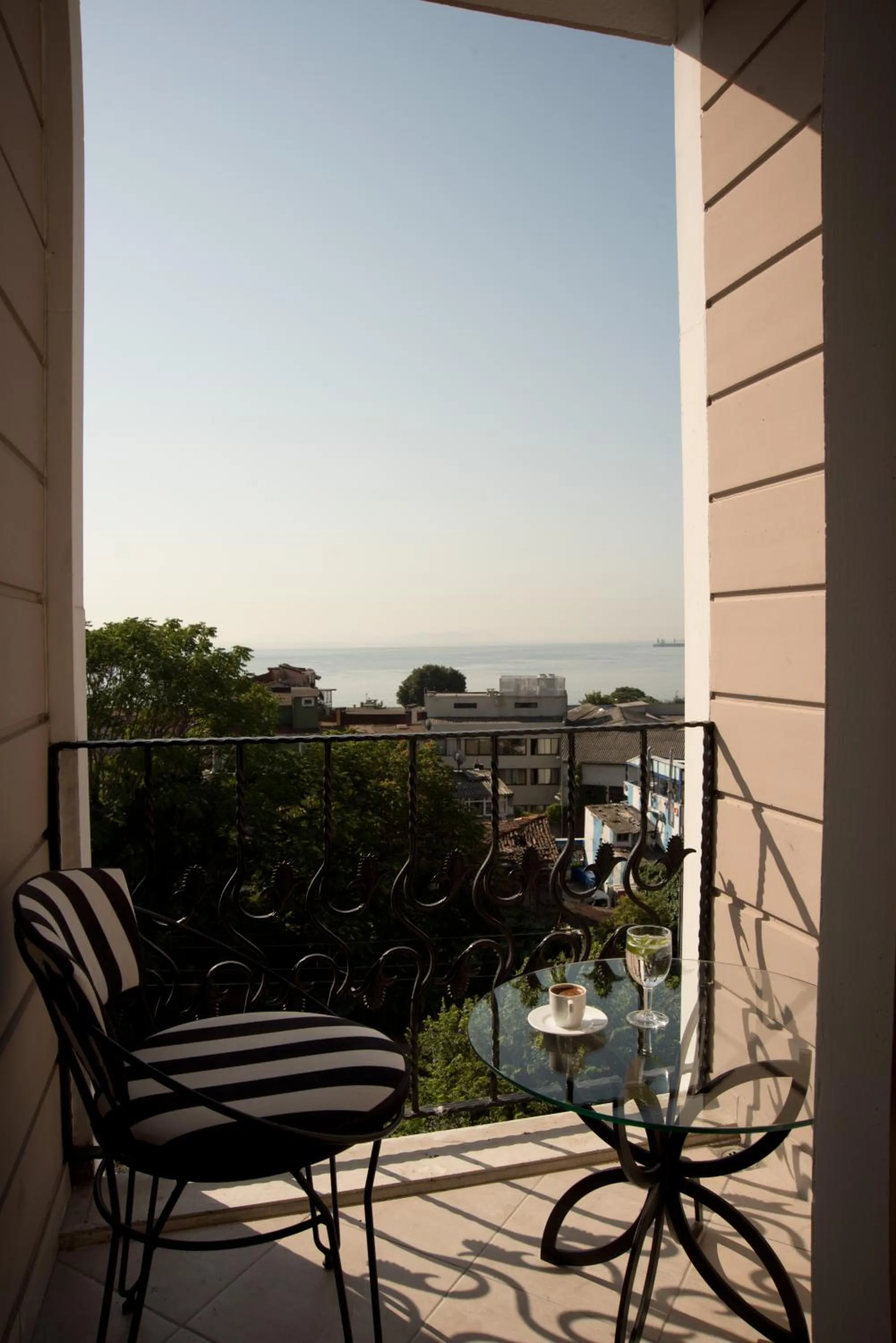 Sea view in Ferman Hotel Old City -Special Category