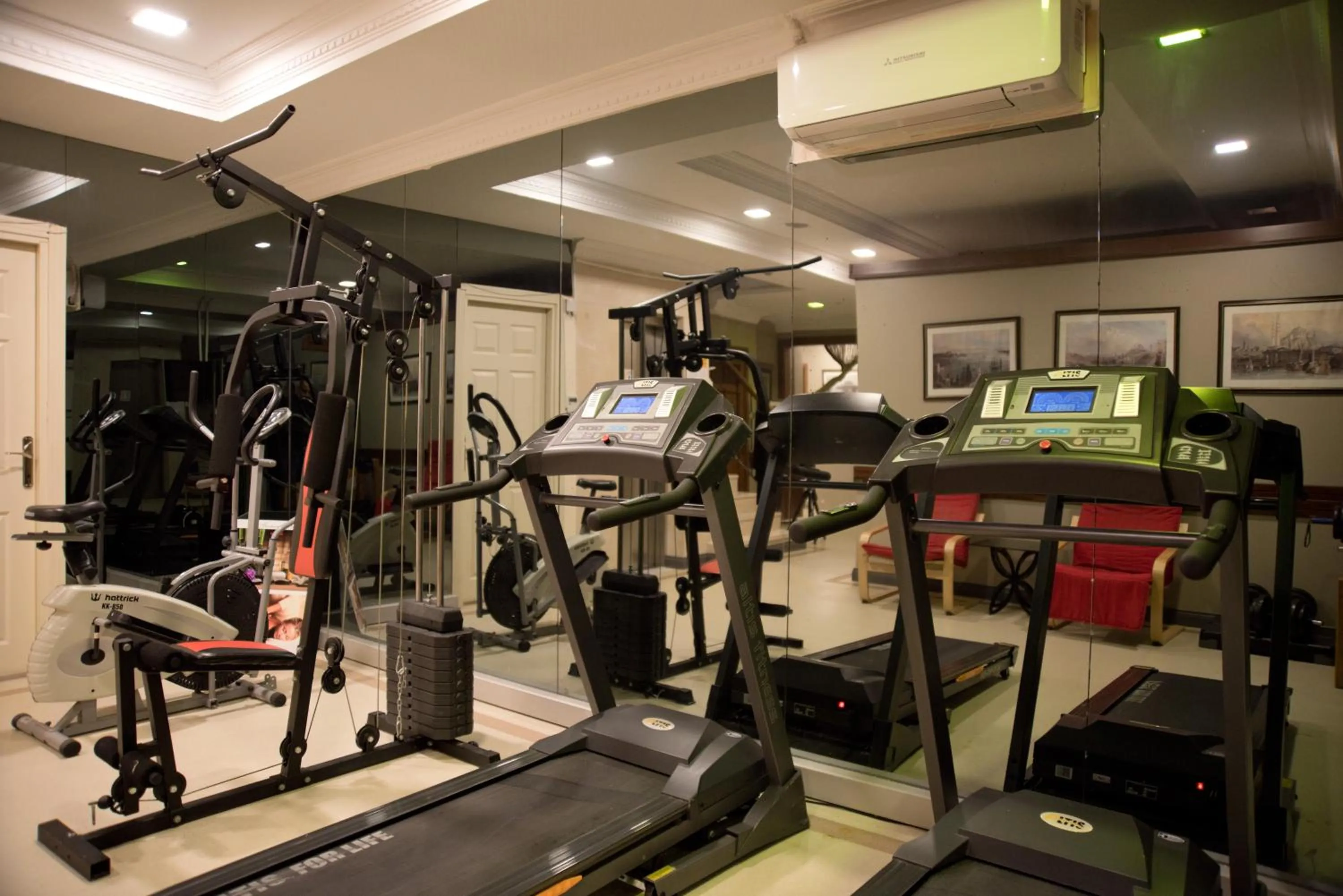 Fitness centre/facilities in Ferman Hotel Old City -Special Category