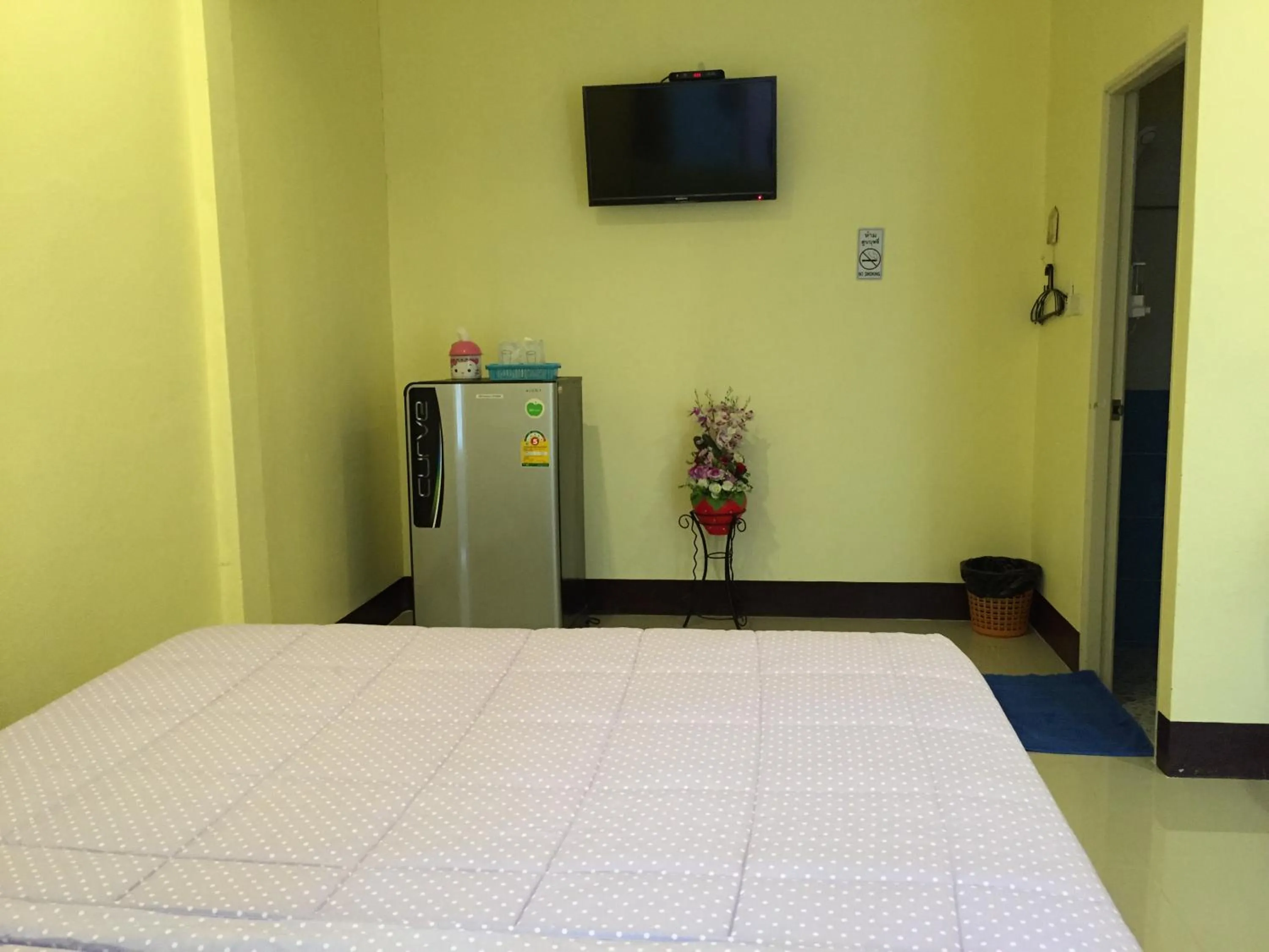 Photo of the whole room, Bed in Bannrommai Sattahip