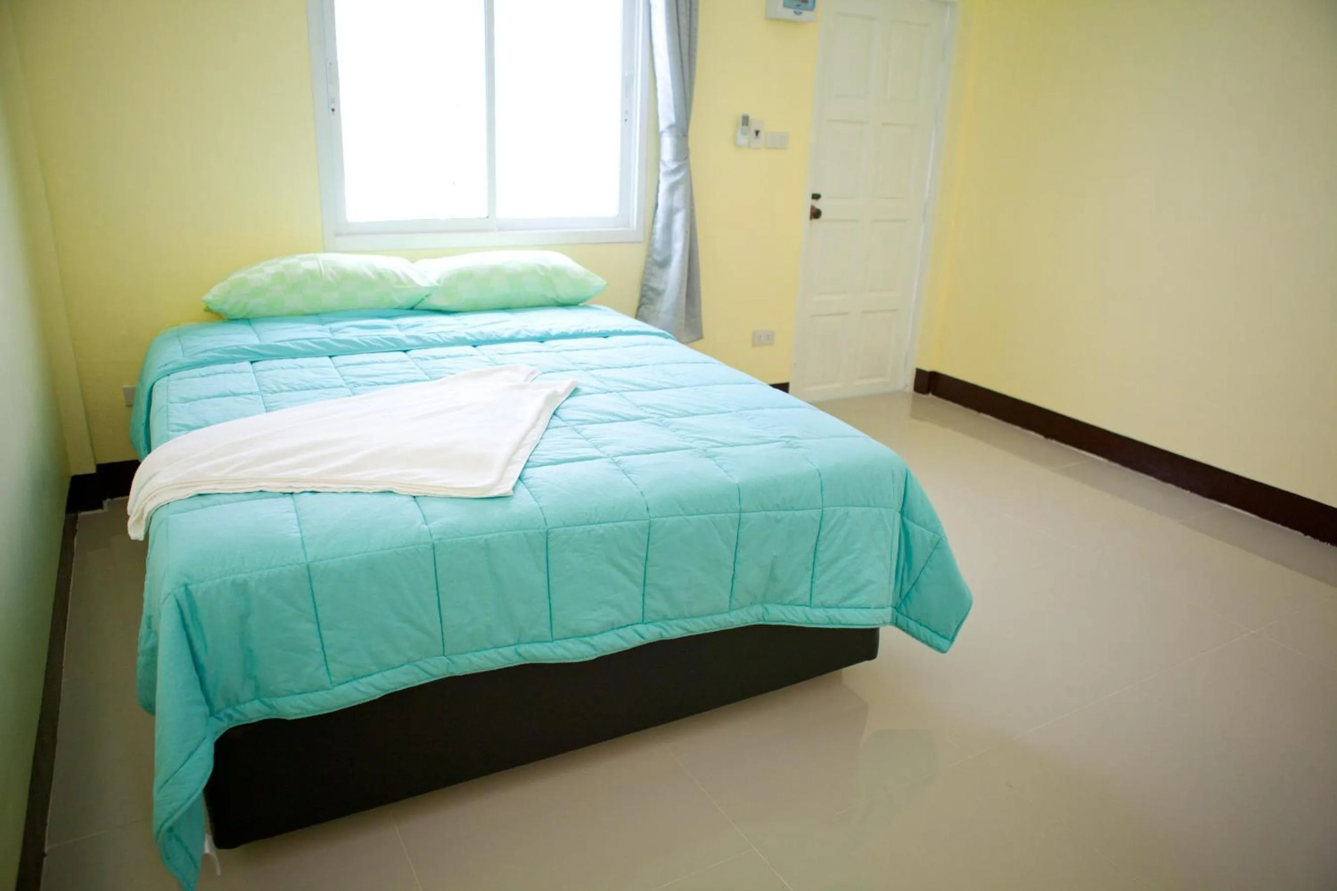 Bed in Bannrommai Sattahip