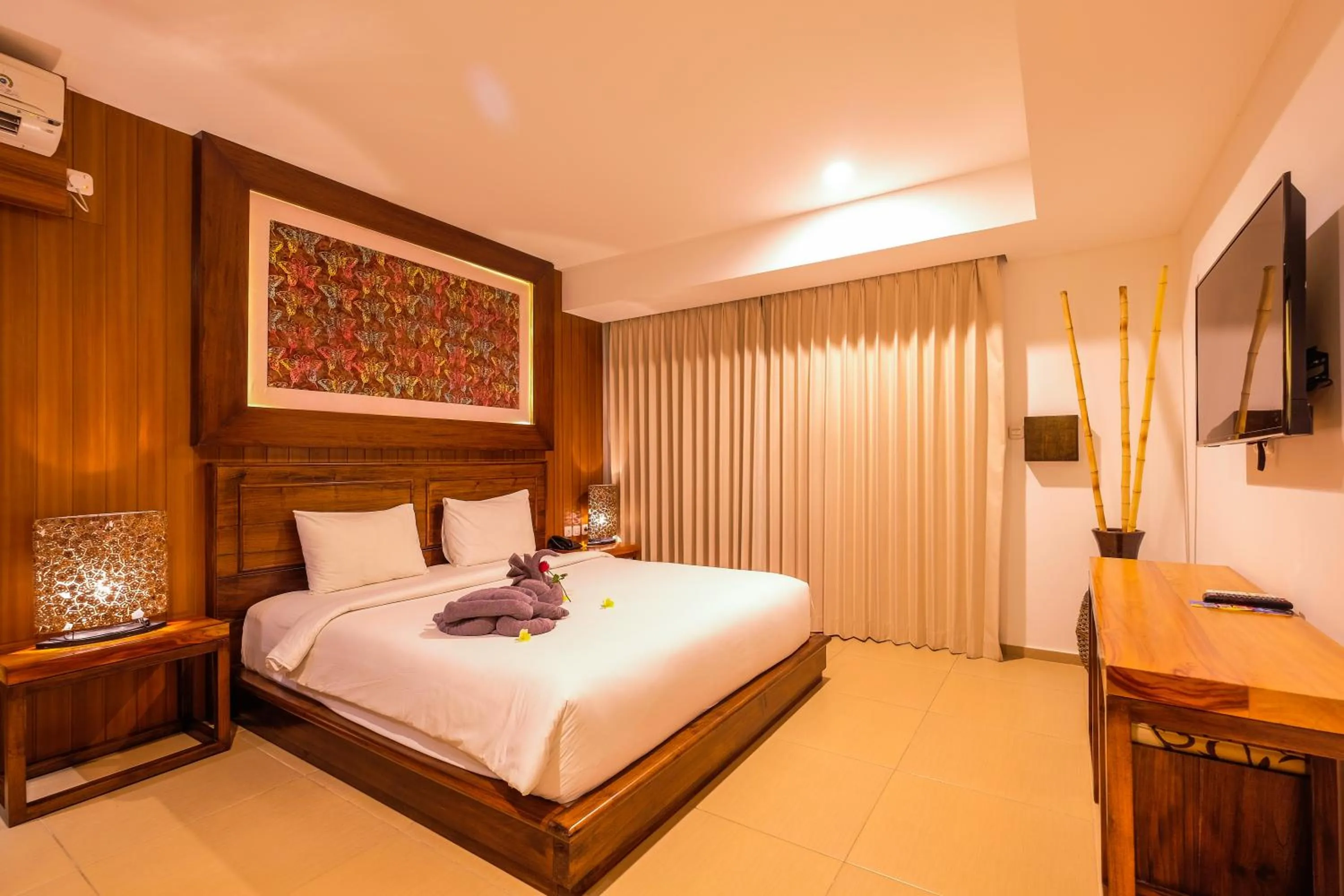 Bed in Papillon Echo Beach