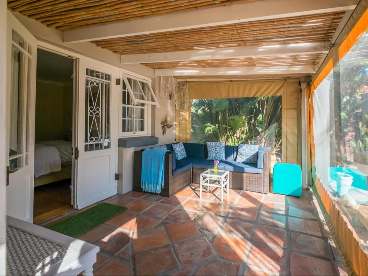 Balcony/Terrace in Inn-Style