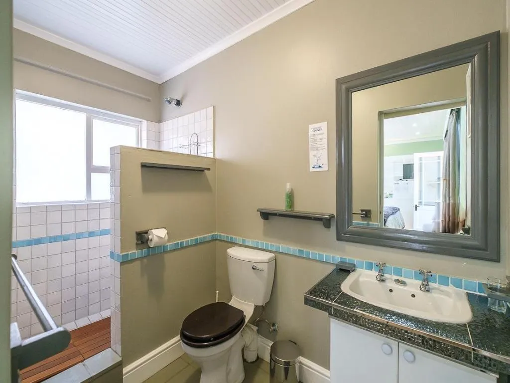 Bathroom in Inn-Style