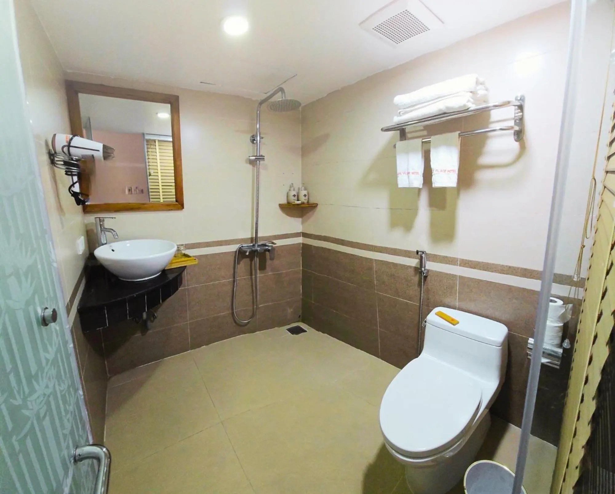 Shower in Sapa Village Hotel