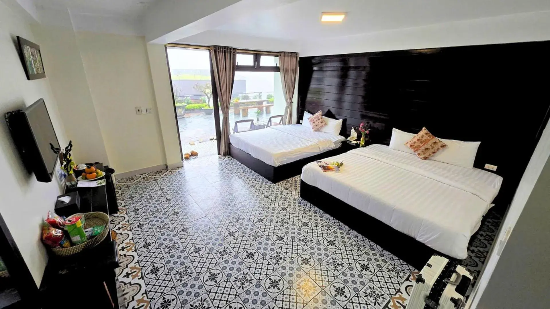 Deluxe Family Panoramic City View with Terrace in Sapa Village Hotel Deluxe Family Panoramic City View with Terrace in Sapa Village Hotel