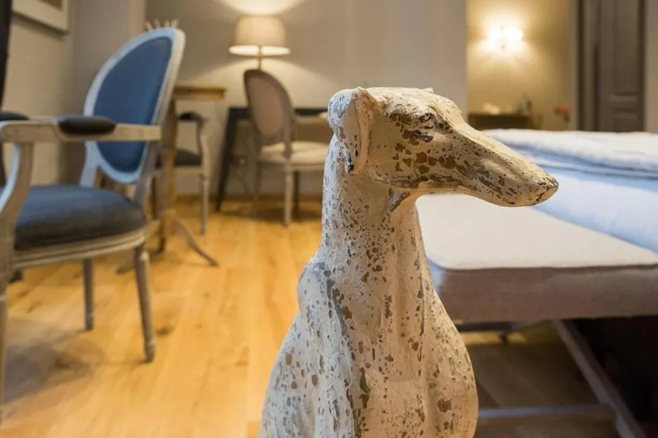 Decorative detail, Bed in Il Duomo Luxury Suite