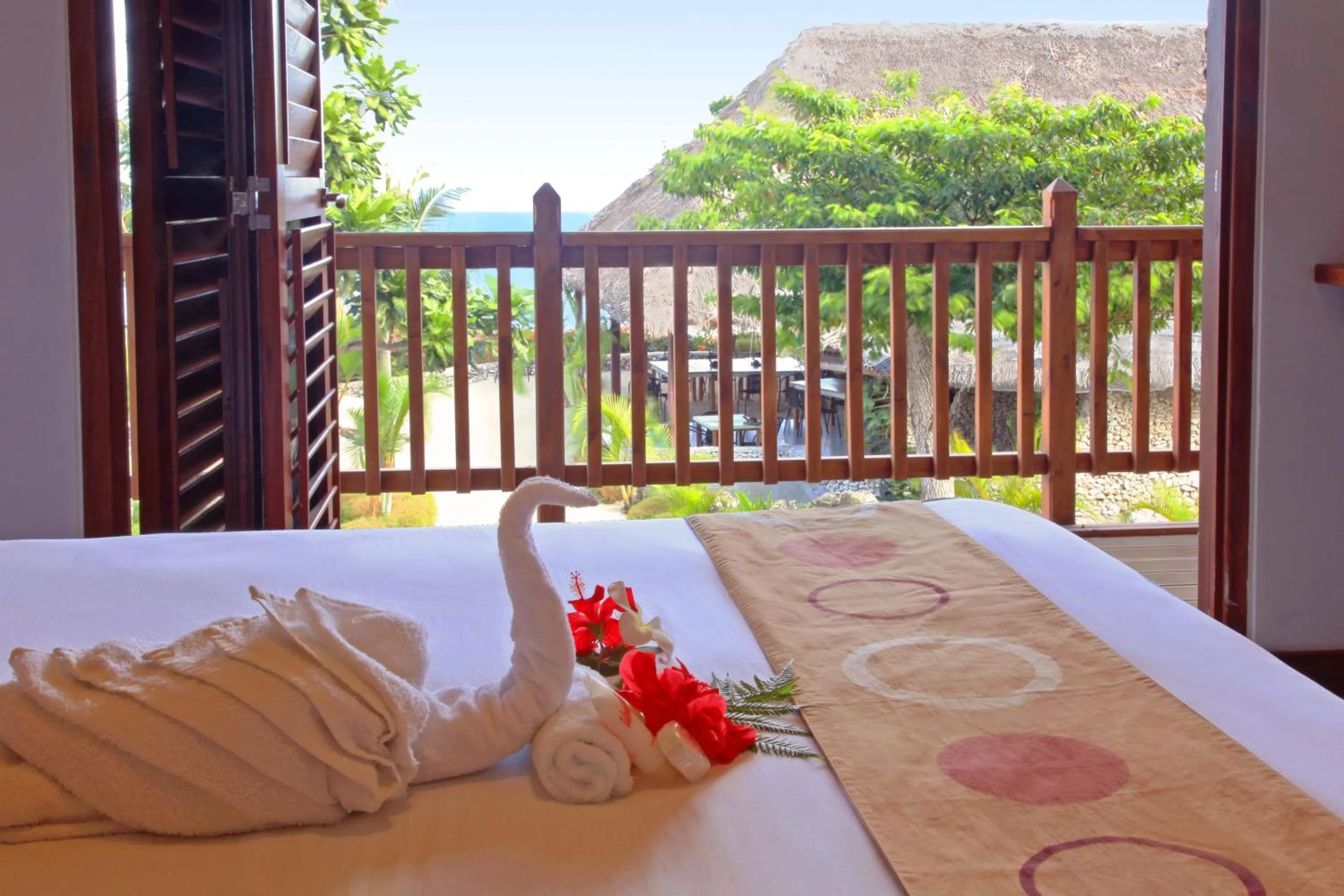 Bed in Tanna Evergreen Resort & Tours