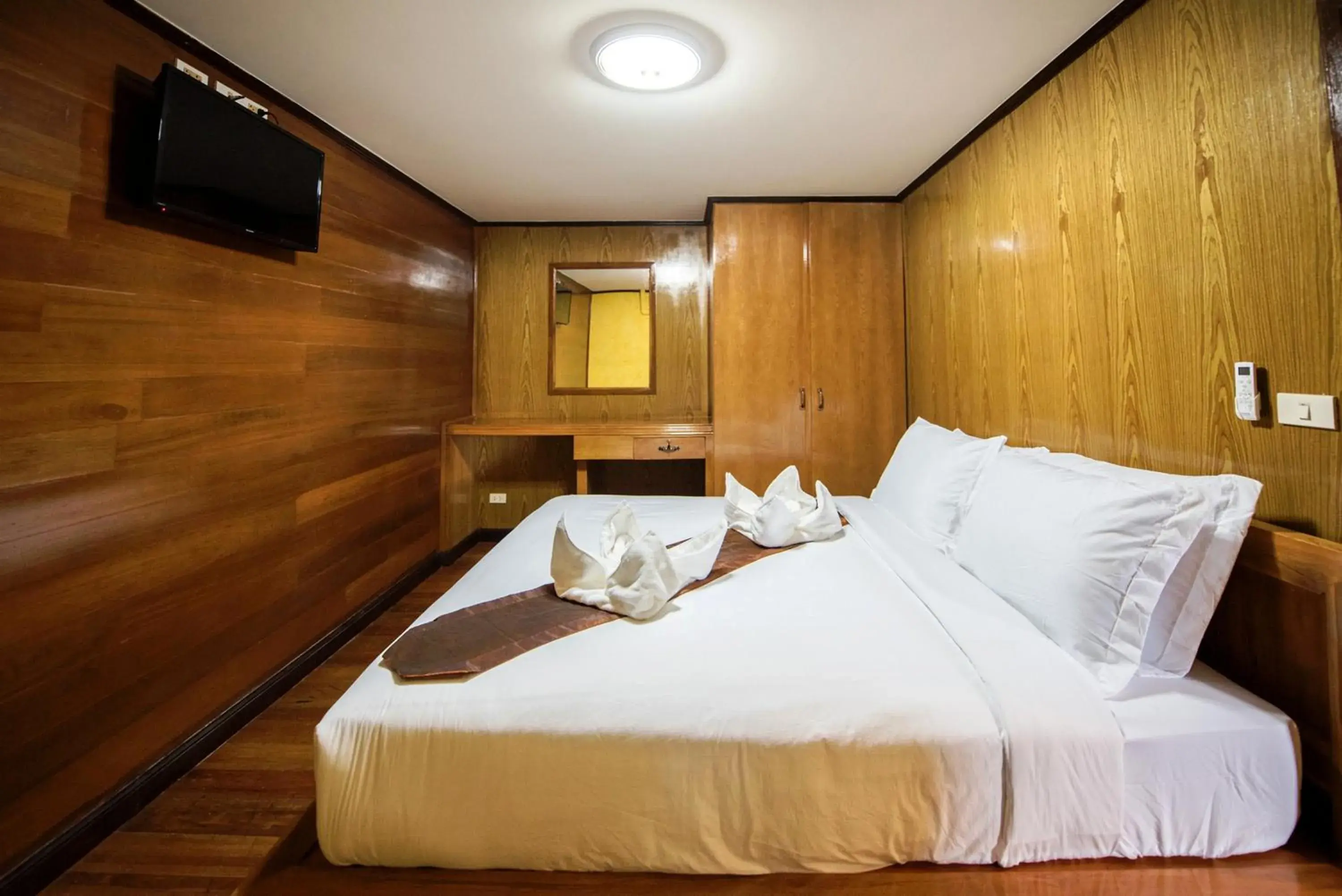 Deluxe Suite in Viking Resorts Deluxe Suite in Viking Resorts