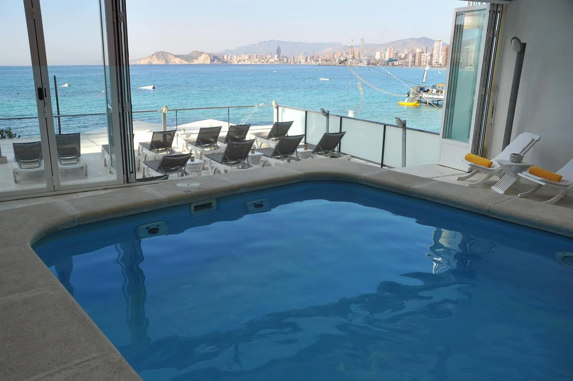 Swimming pool in Hotel Nadal