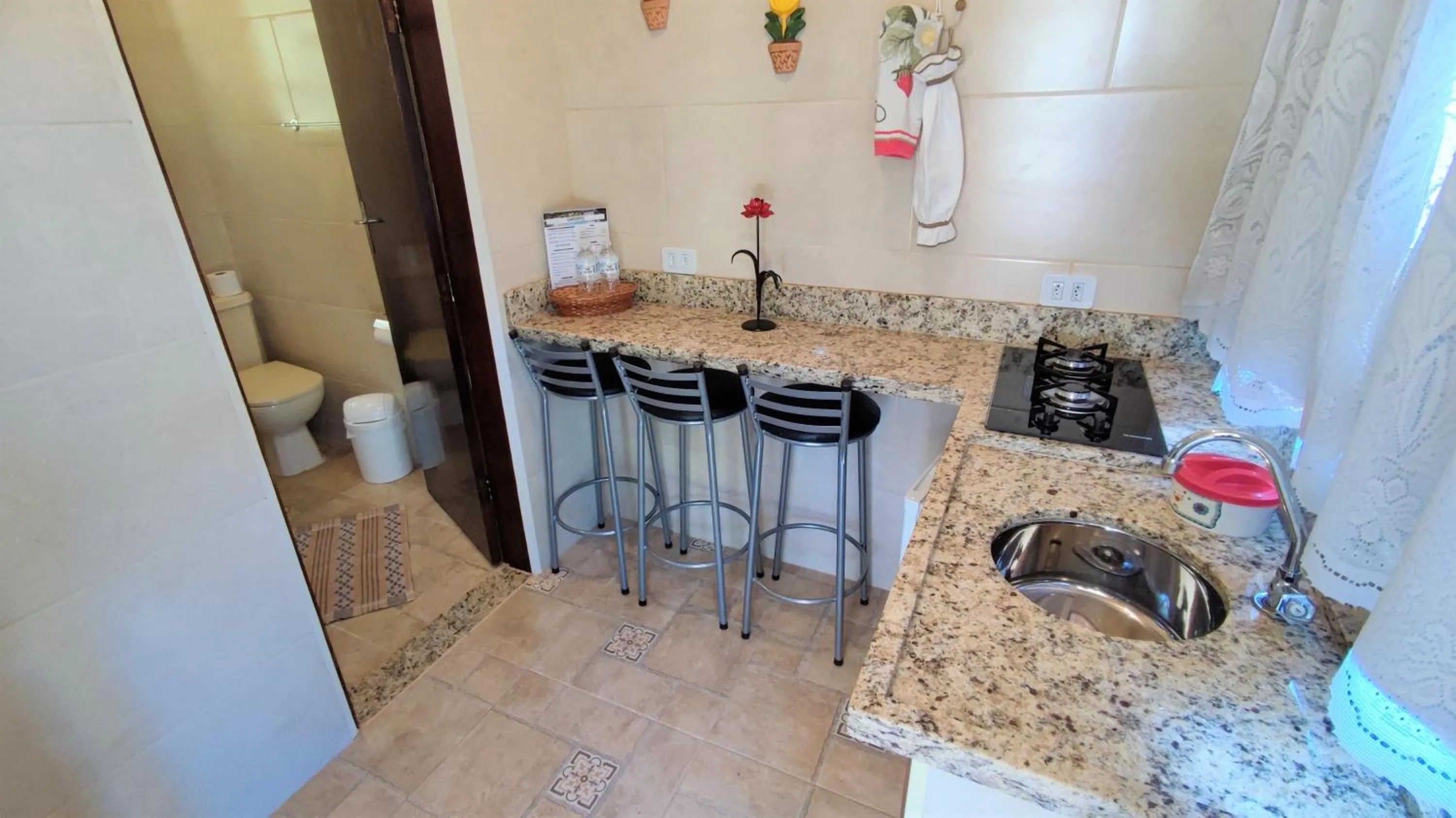 Coffee/tea facilities in Chalés Vila da Serra