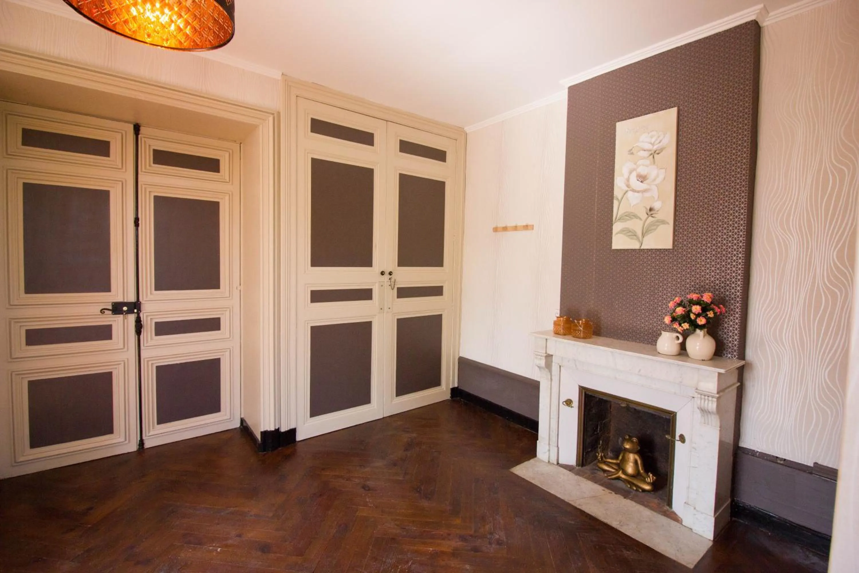 Photo of the whole room in Domaine des Lilas