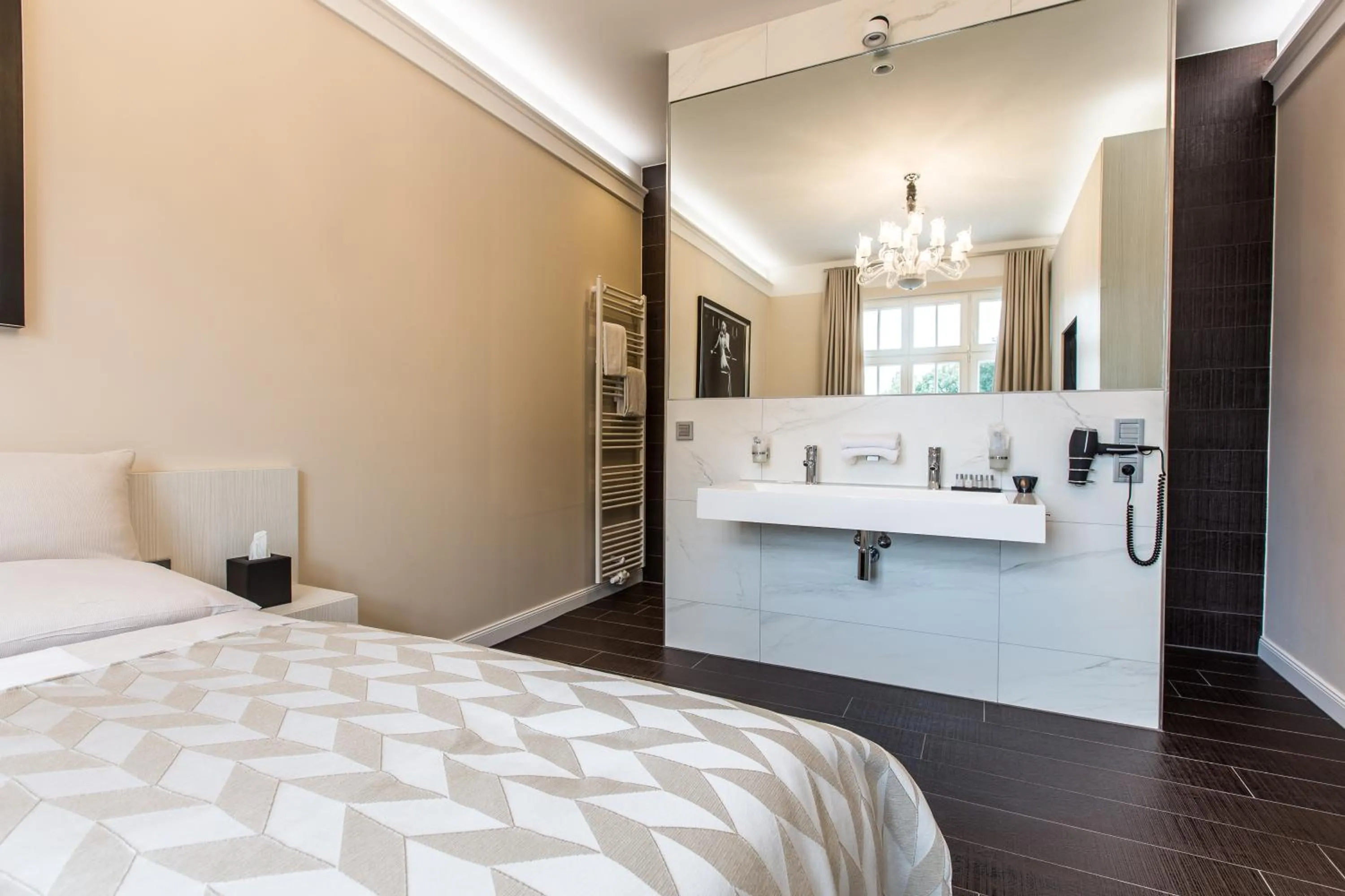 Bathroom, Bed in Adelhoff