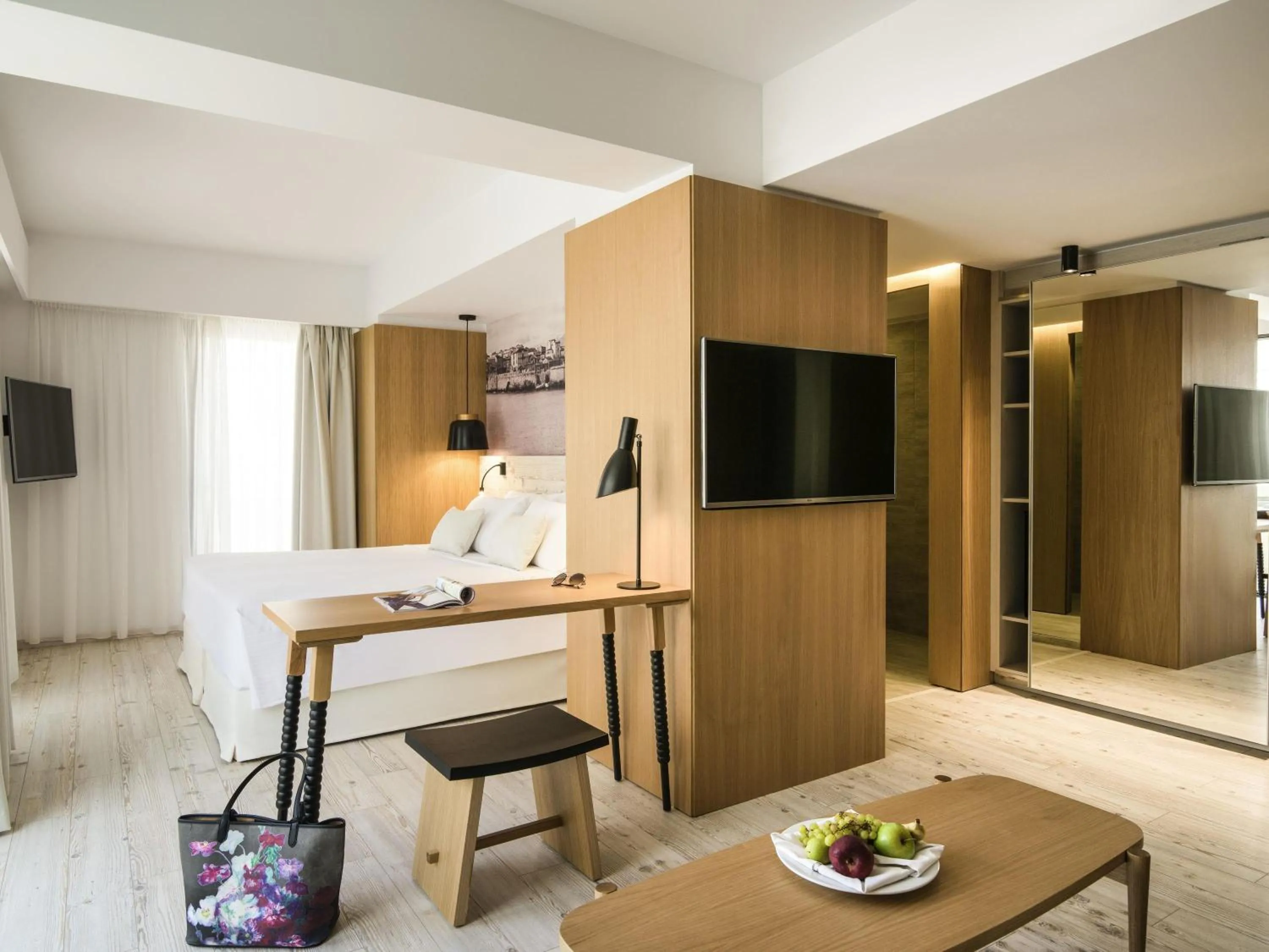 Bedroom, Bed in Ibis Styles Heraklion Central