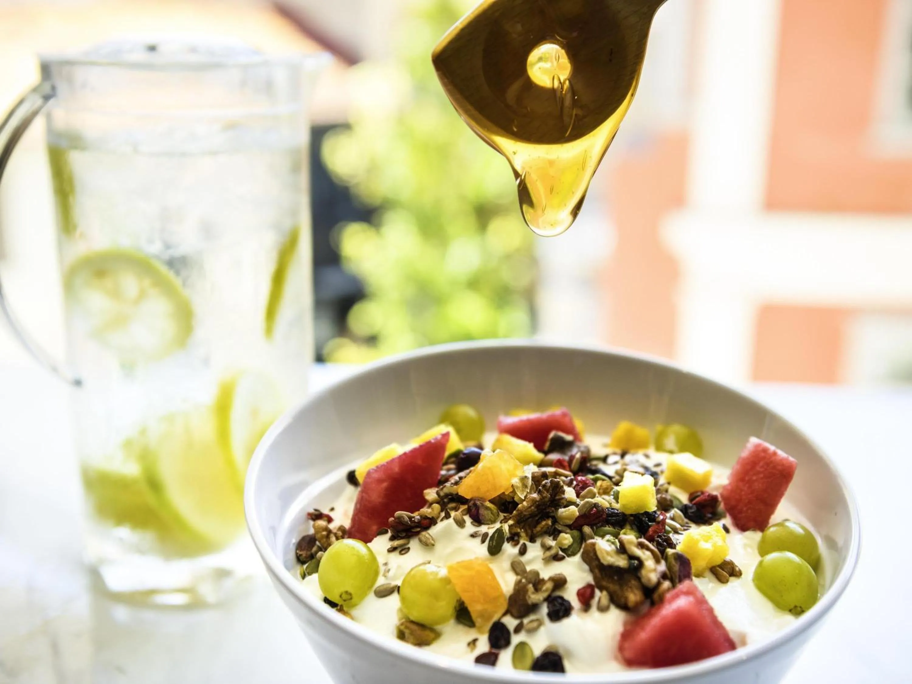 Restaurant/places to eat in Ibis Styles Heraklion Central