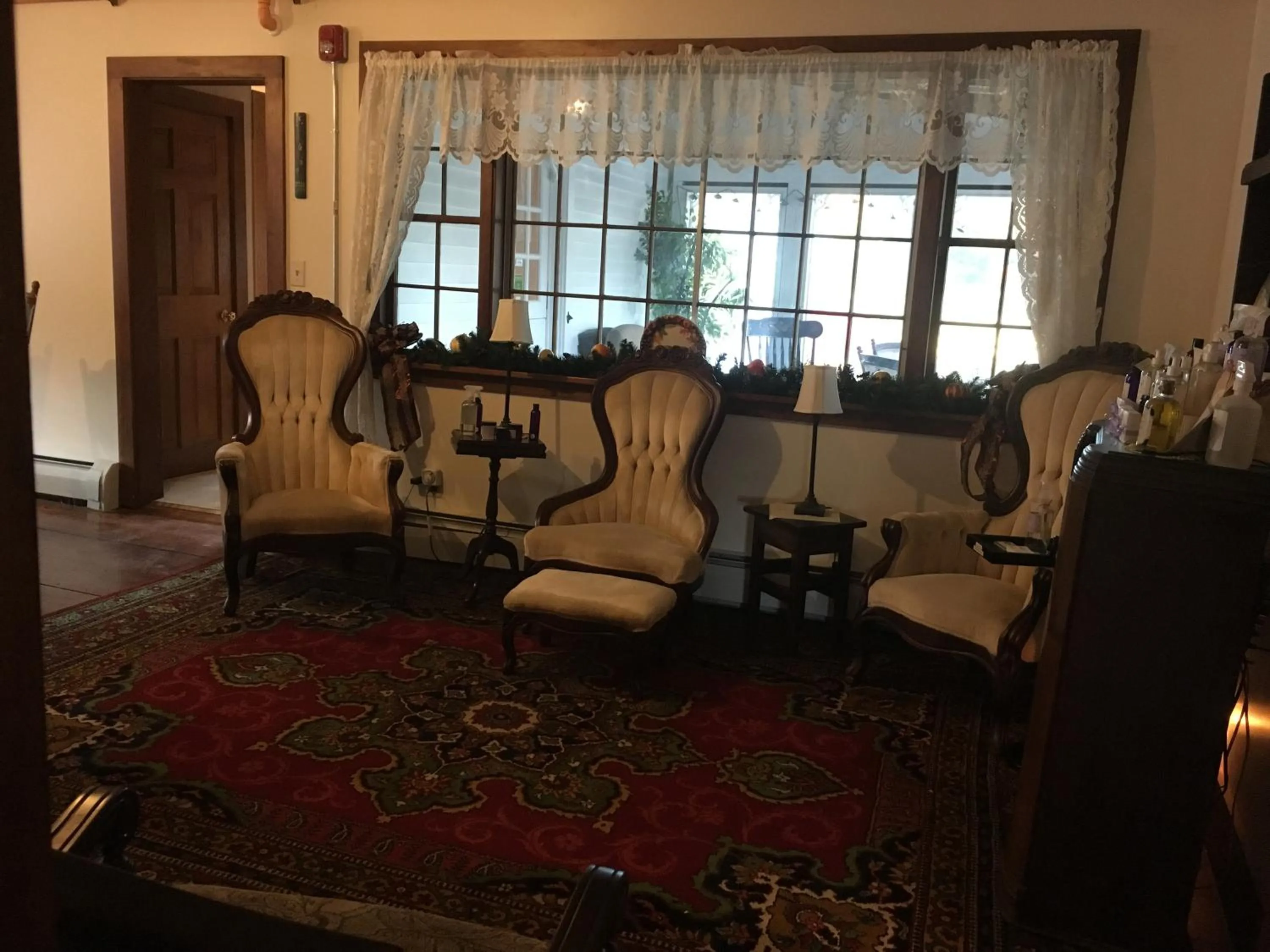 Seating area in Timber Post Bed & Breakfast
