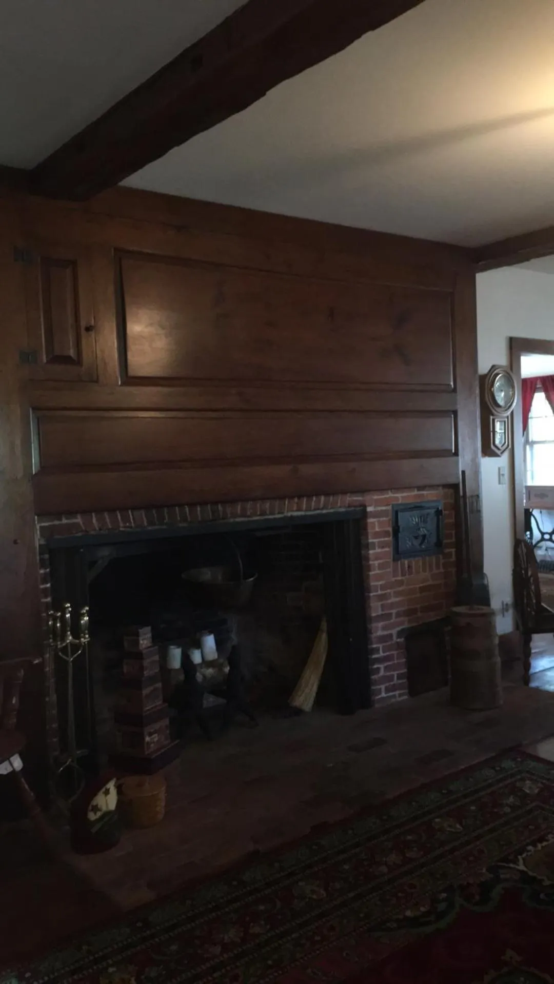 flat iron in Timber Post Bed & Breakfast