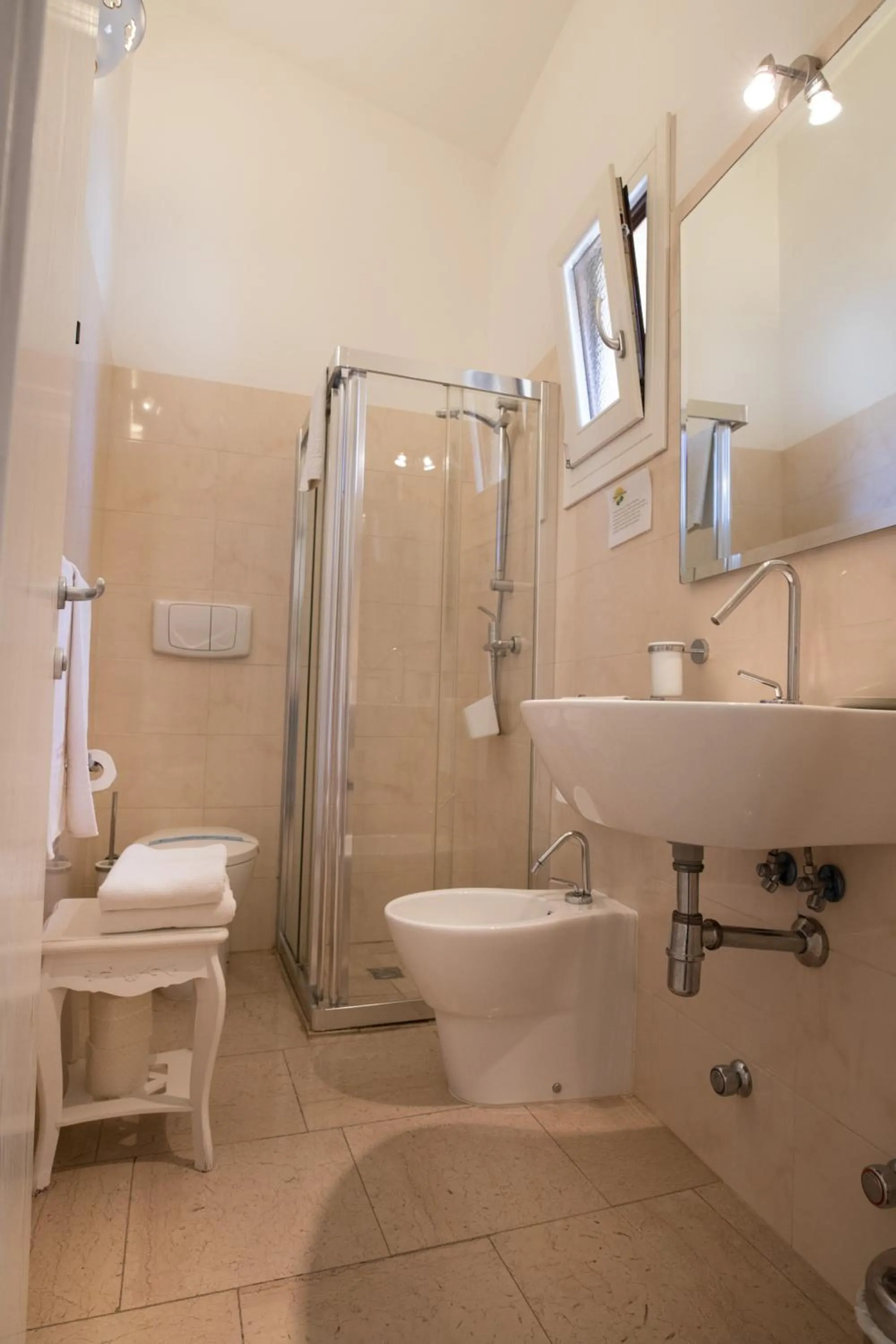 Bathroom in Antica Masseria Ficazzana - Tenuta