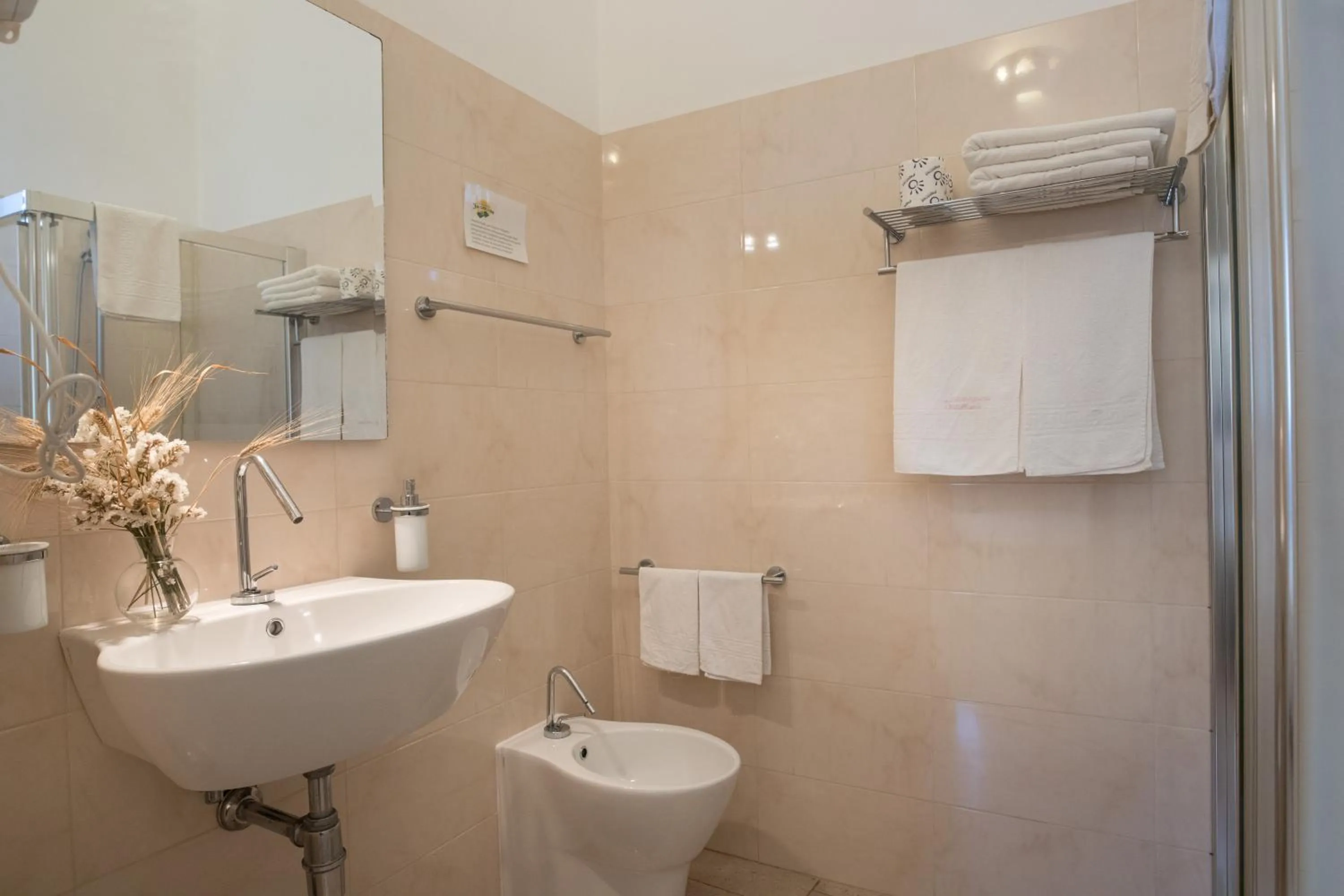 Bathroom in Antica Masseria Ficazzana - Tenuta