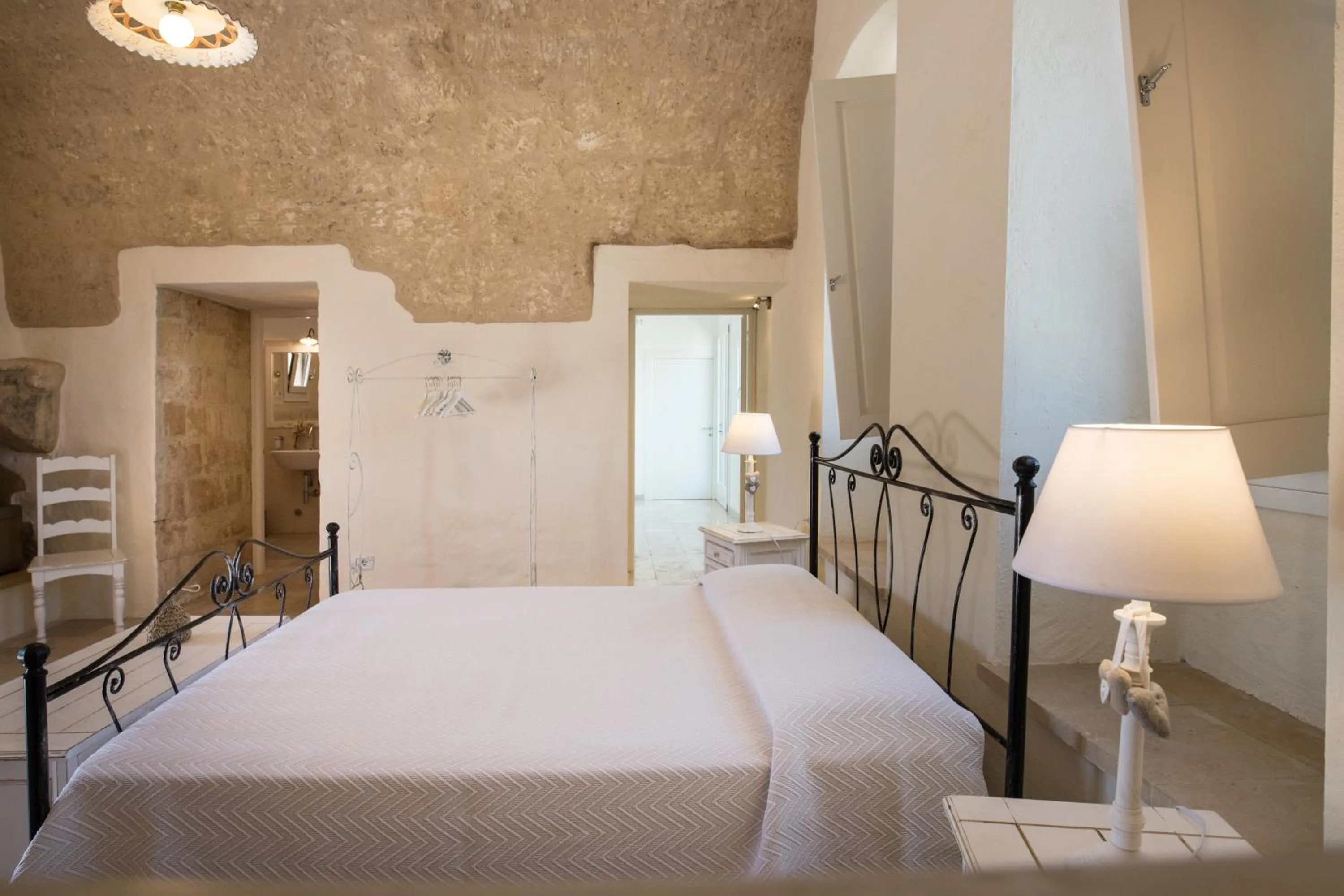 Bed in Antica Masseria Ficazzana - Tenuta