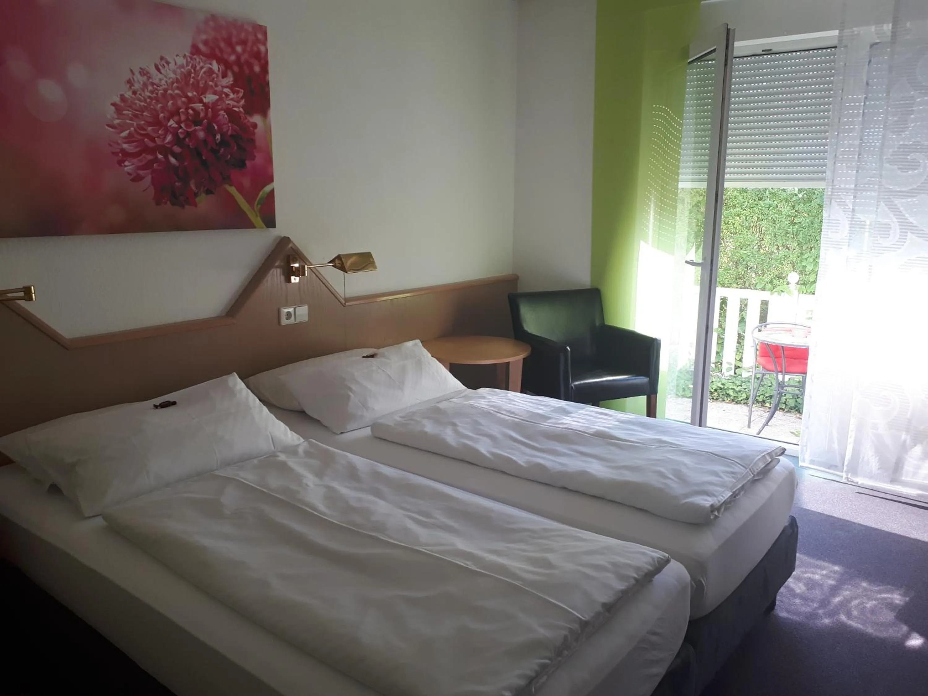 Photo of the whole room, Bed in Hotel Garni Sand