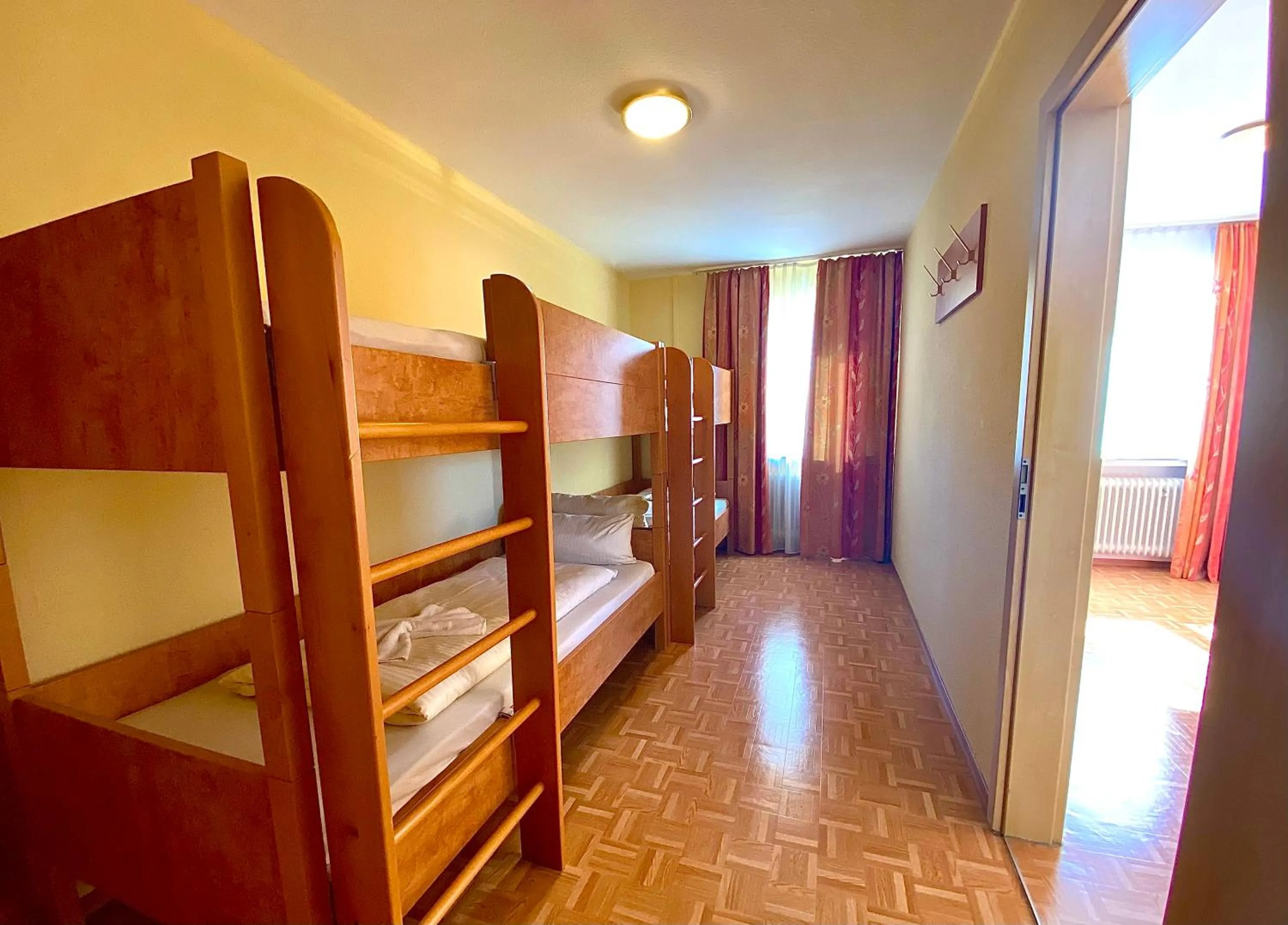 children, Bed in Hotel Gasthof Rose