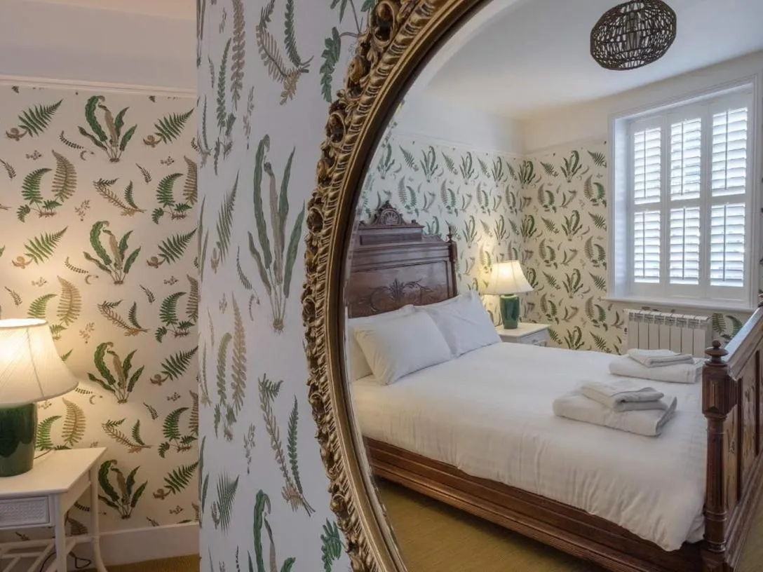 Bedroom, Bed in One Holyrood Hotel & Cafe