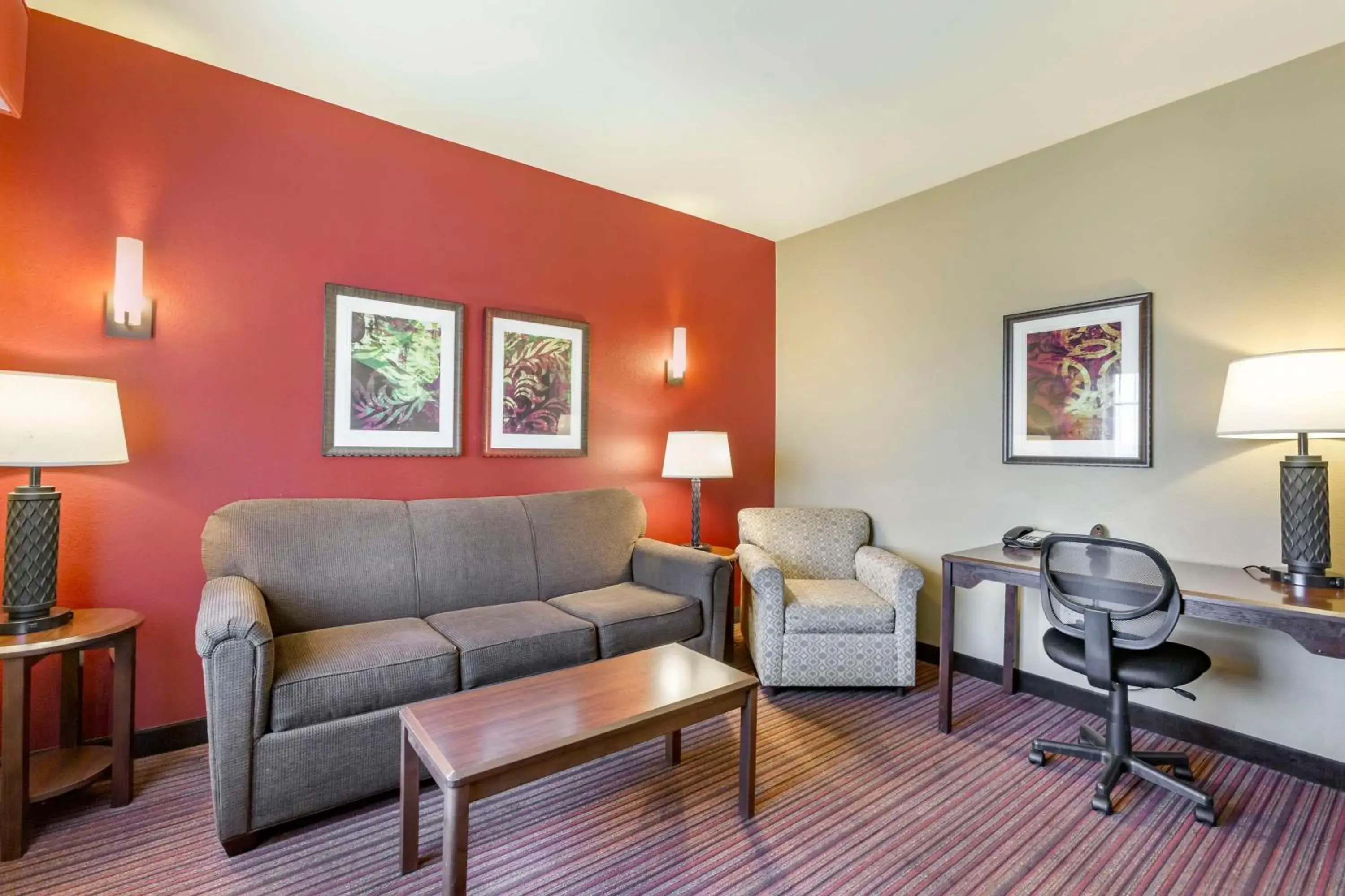 Queen Suite with Two Queen Beds and Sofa Bed - Non-Smoking in Best Western Plus Chandler Hotel & Suites Queen Suite with Two Queen Beds and Sofa Bed - Non-Smoking in Best Western Plus Chandler Hotel & Suites