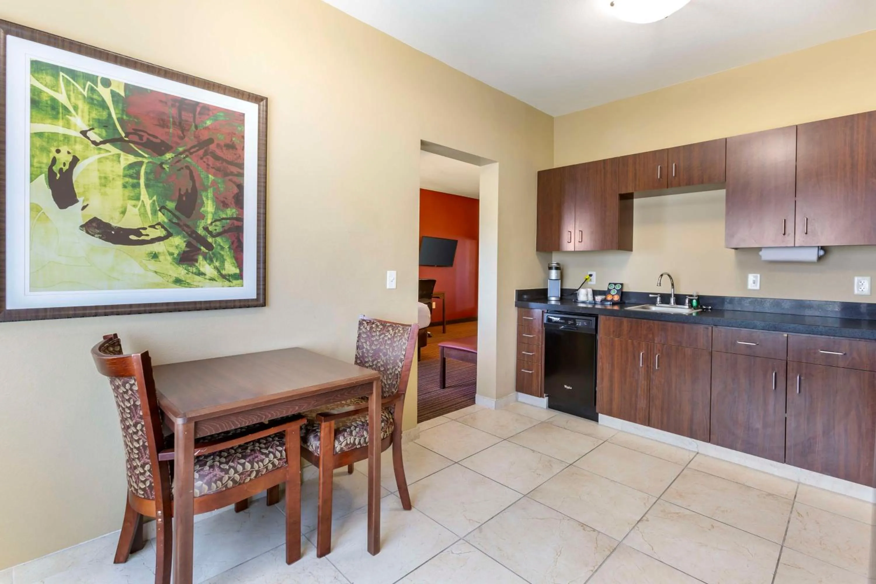 Bedroom in Best Western Plus Chandler Hotel & Suites