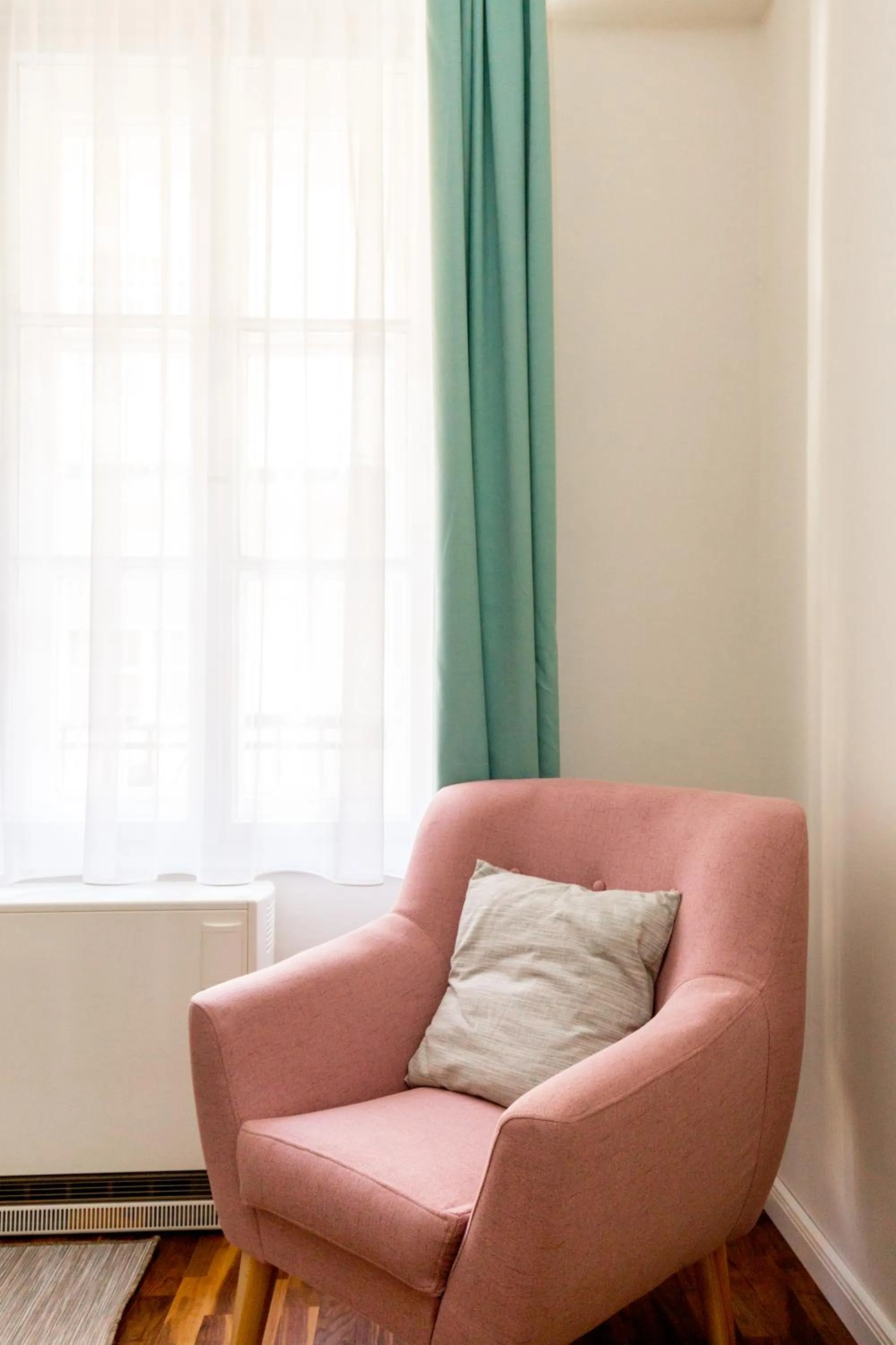 Living room in Otto Studios