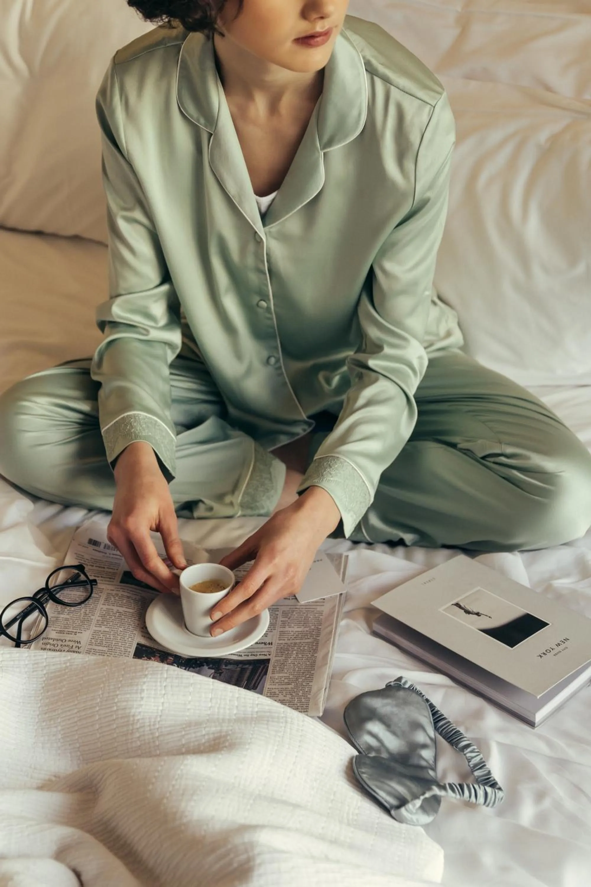 Coffee/tea facilities, Bed in Park Terrace Hotel