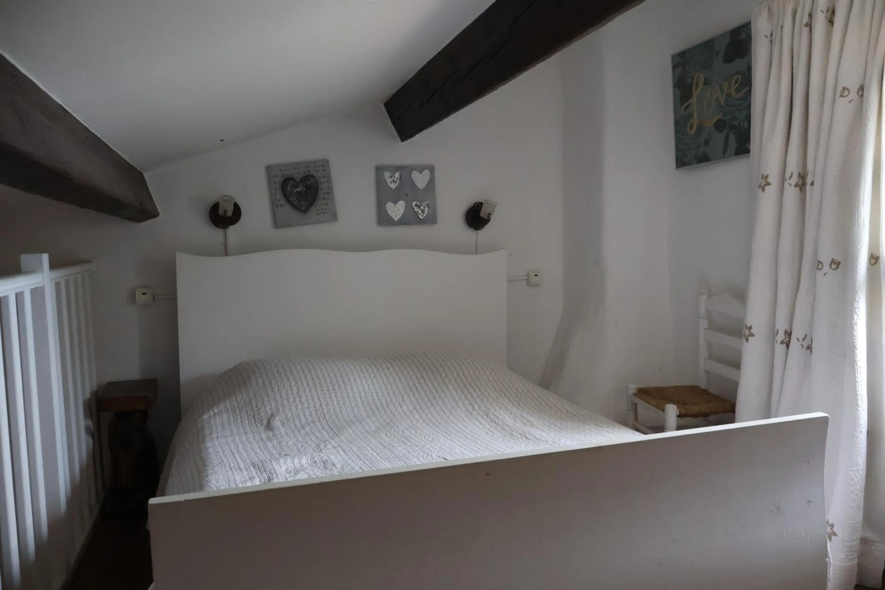 Bed in Gites Chambres d'hotes Mazet du Maréchal Ferrant