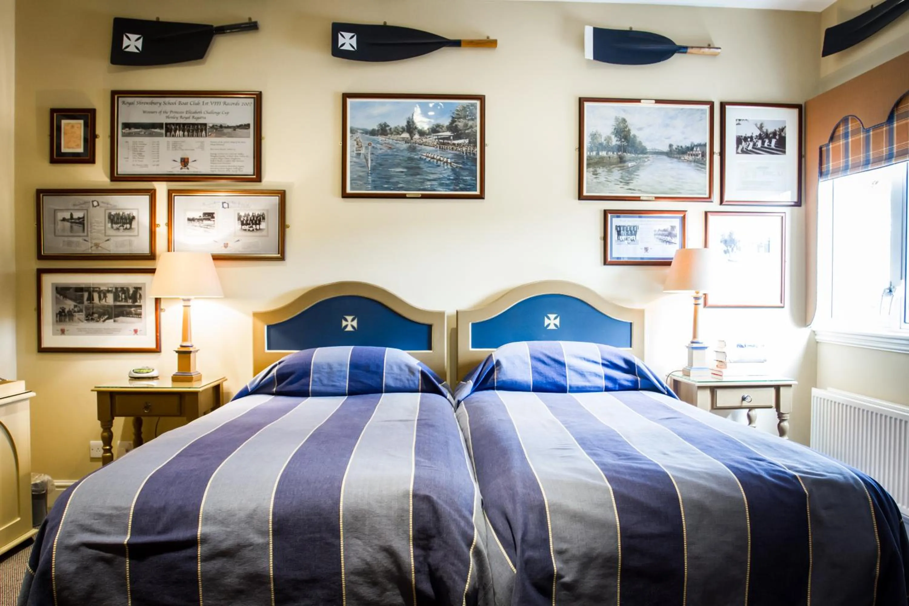 Bed in Leander Club