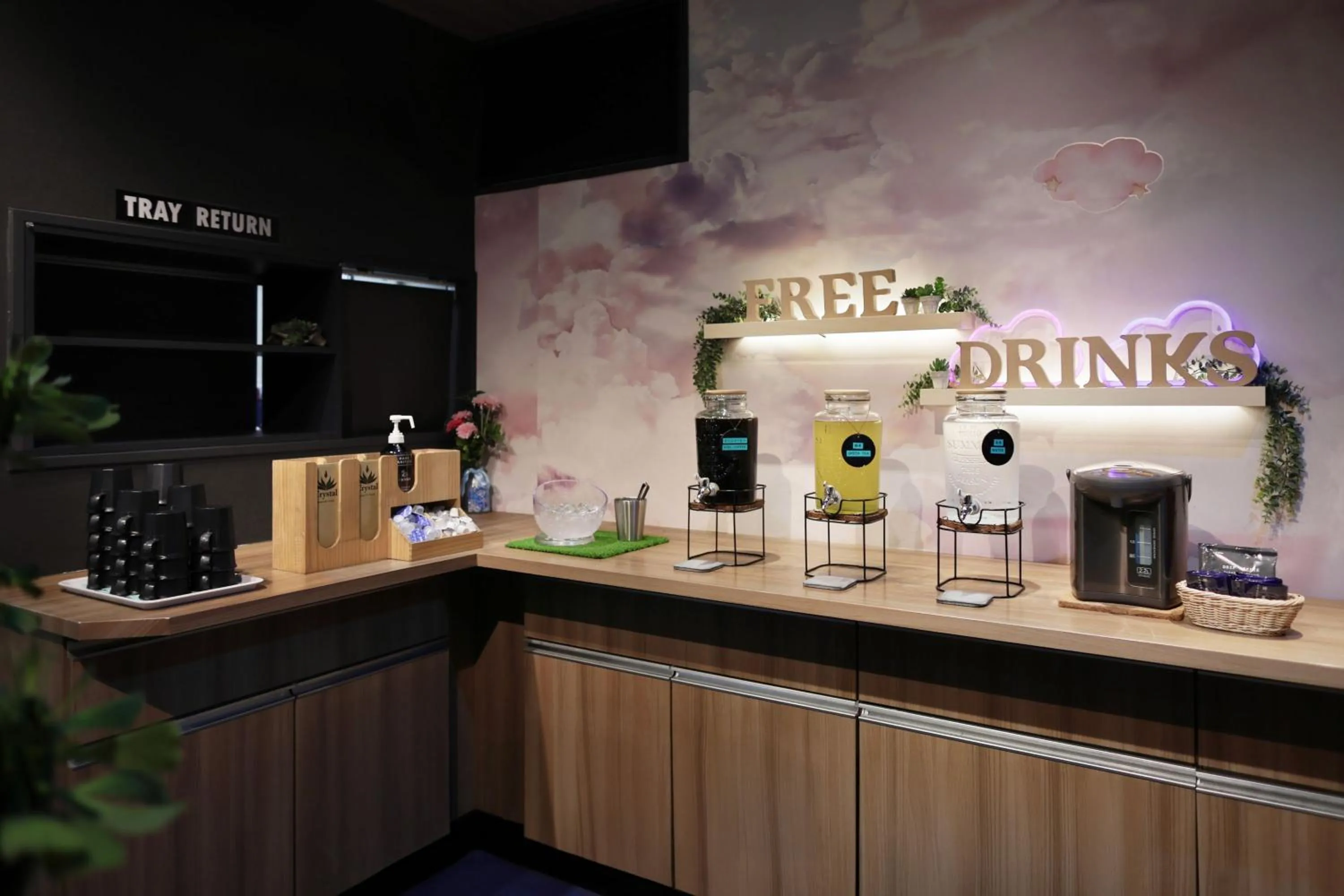 Non alcoholic drinks in Nipponbashi Crystal Hotel