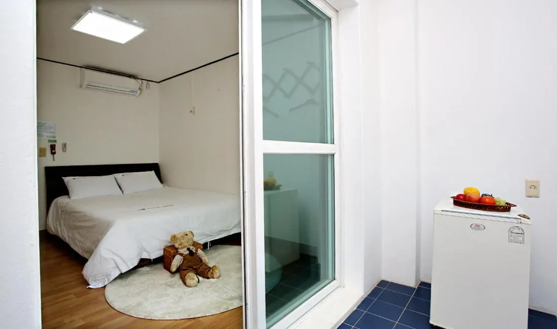 Decorative detail, Bed in Hotel Mallipo