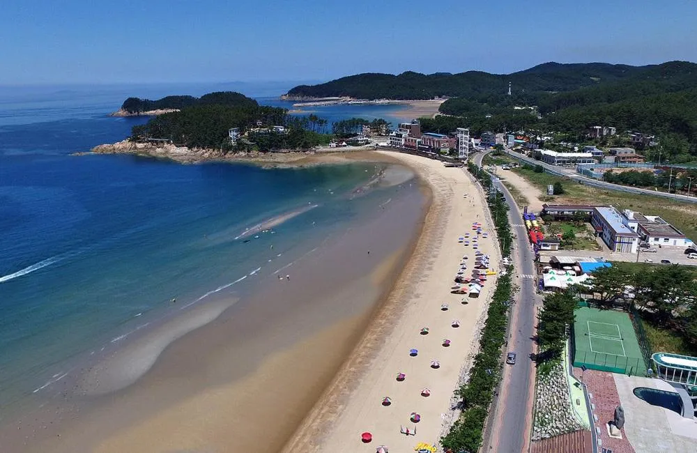 Sea view in Hotel Mallipo