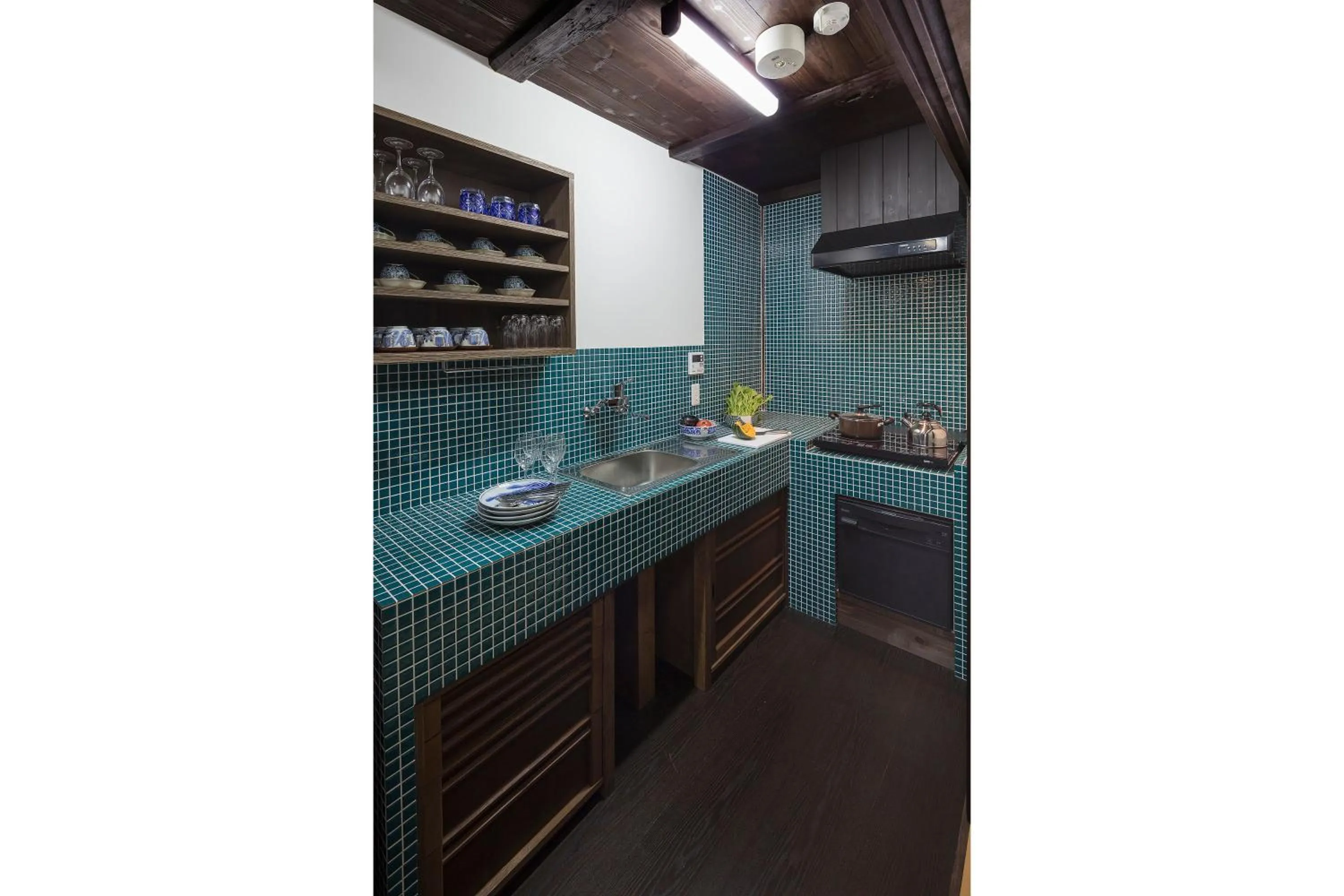 Kitchen or kitchenette in Garaku an Machiya House