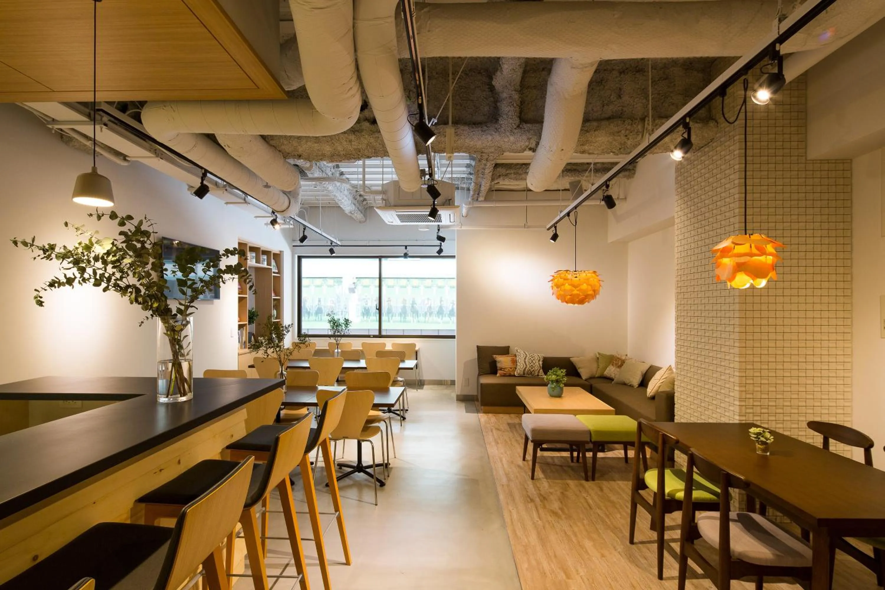 Communal lounge/ TV room, Restaurant/Places to Eat in Grids Sapporo Hotel&Hostel