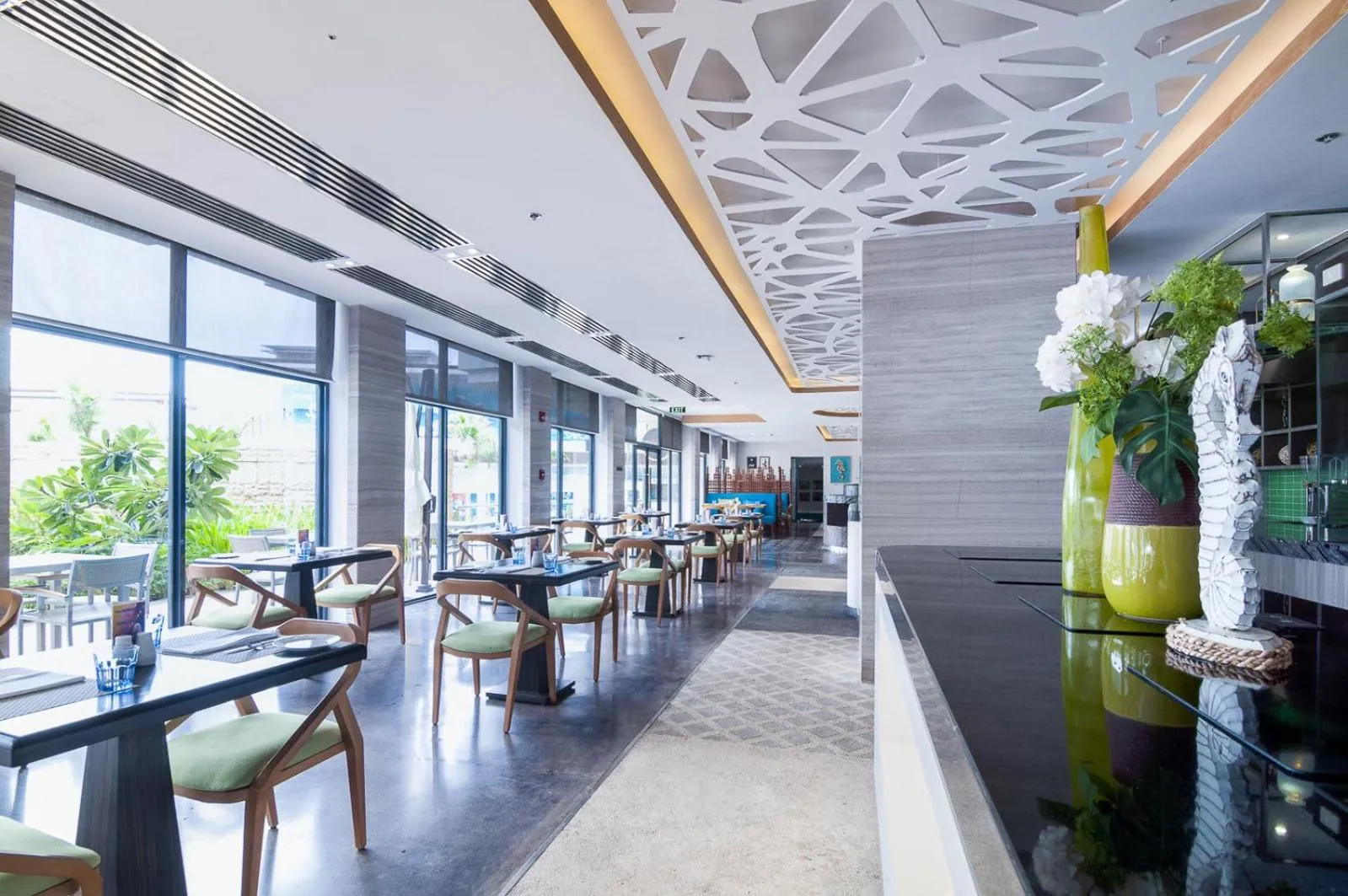 Restaurant/places to eat in Savoy Hotel Boracay near Newcoast Beach