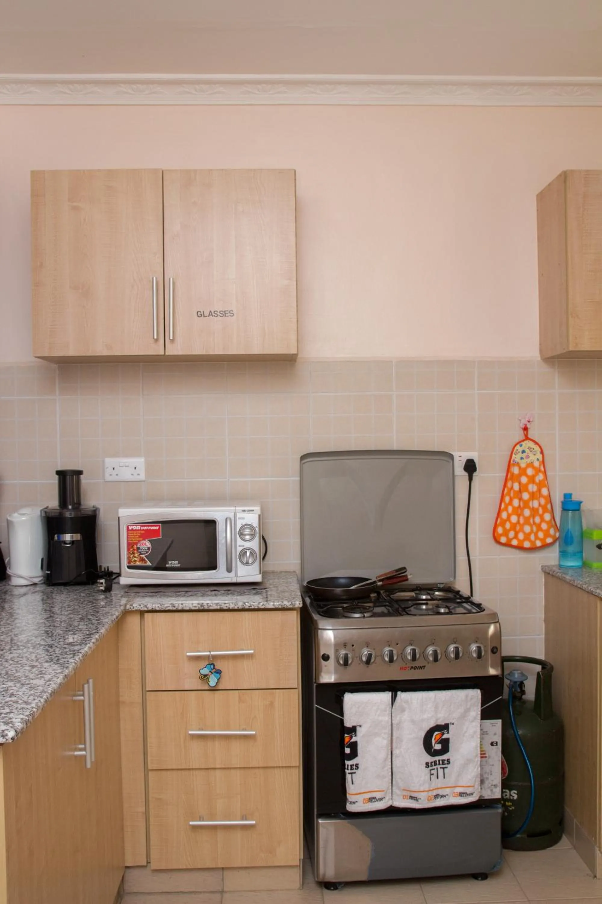 Communal kitchen in Nairobi Airport Apartments