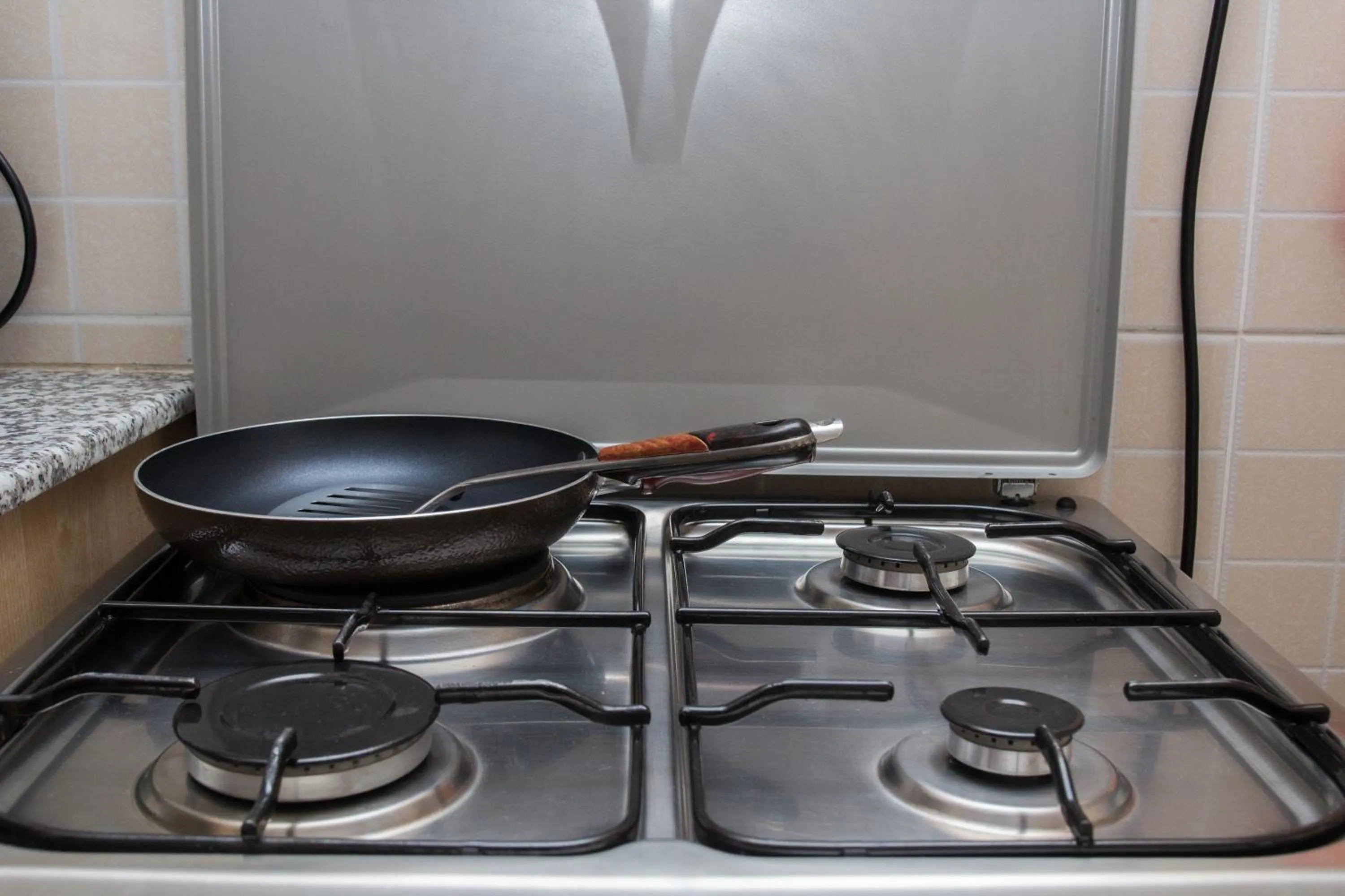 Kitchen or kitchenette in Nairobi Airport Apartments